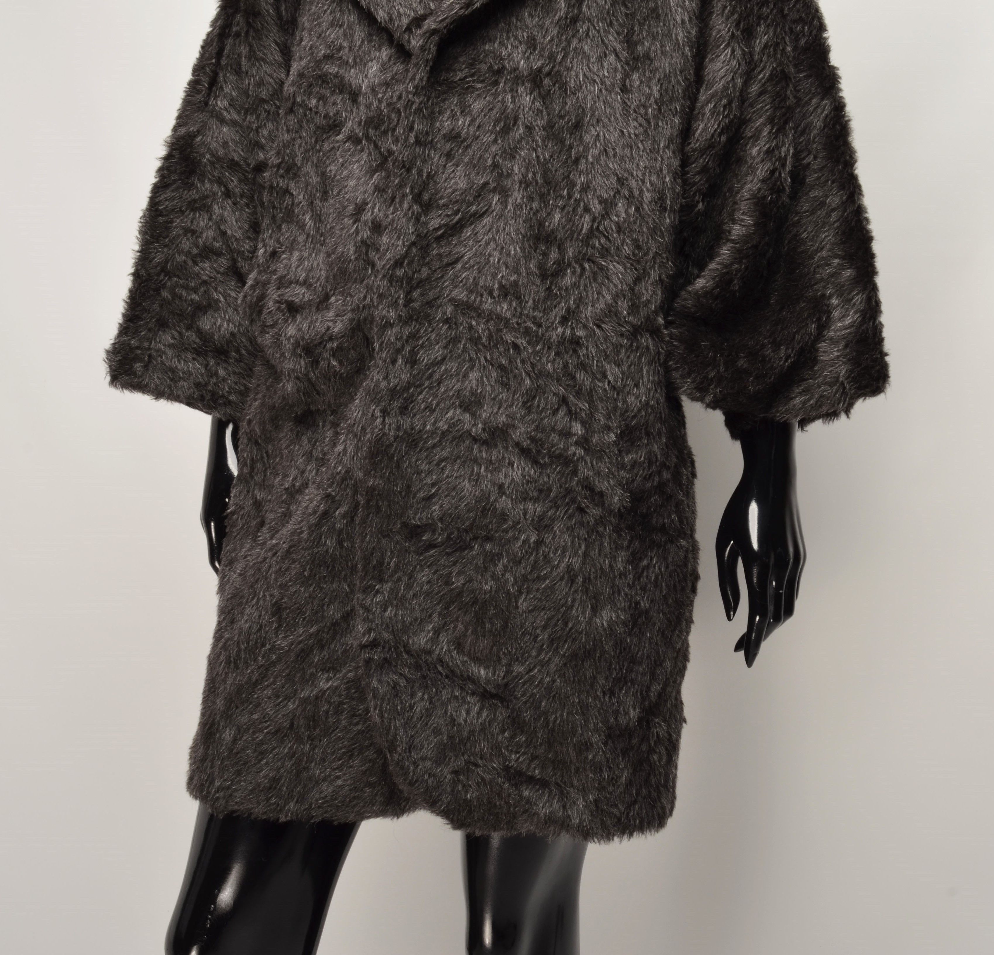Japanese Brand Vintage Japanese 80's Faux Fur Oversized Mob Wife Coat Size ONE SIZE - 3 Thumbnail