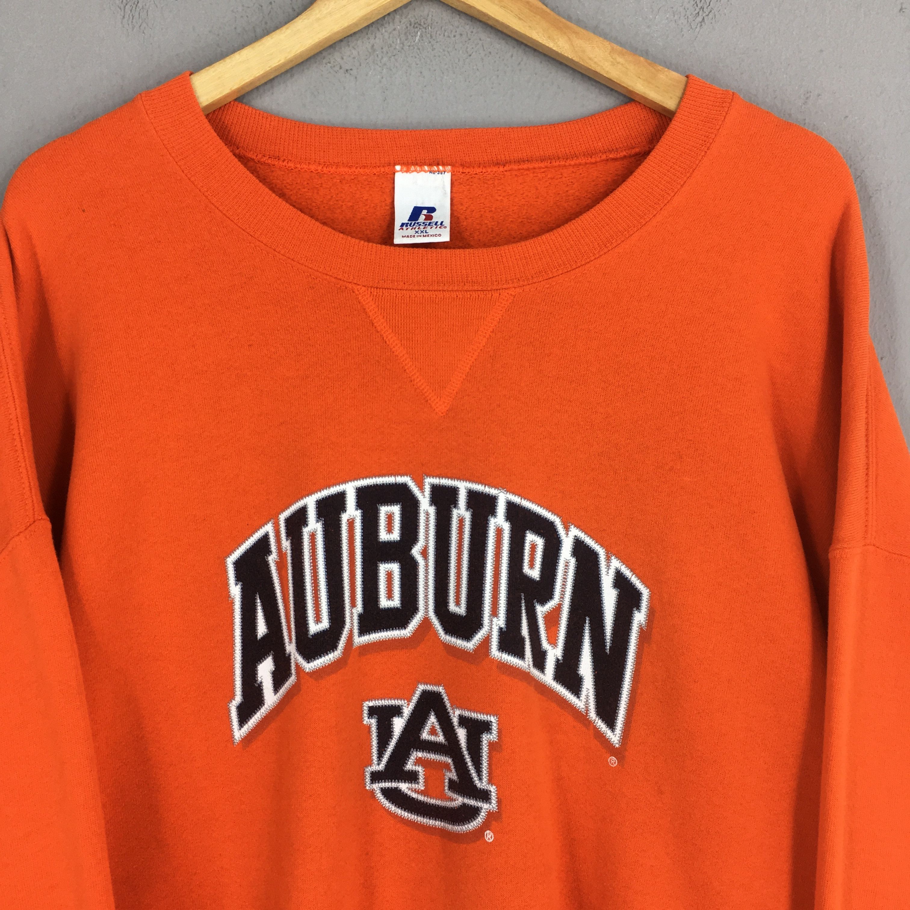 NCAA × Vintage Vintage Auburn University Orange Sweatshirt 2XLarge Size US XXL / EU 58 / 5 - 2 Thumbnail