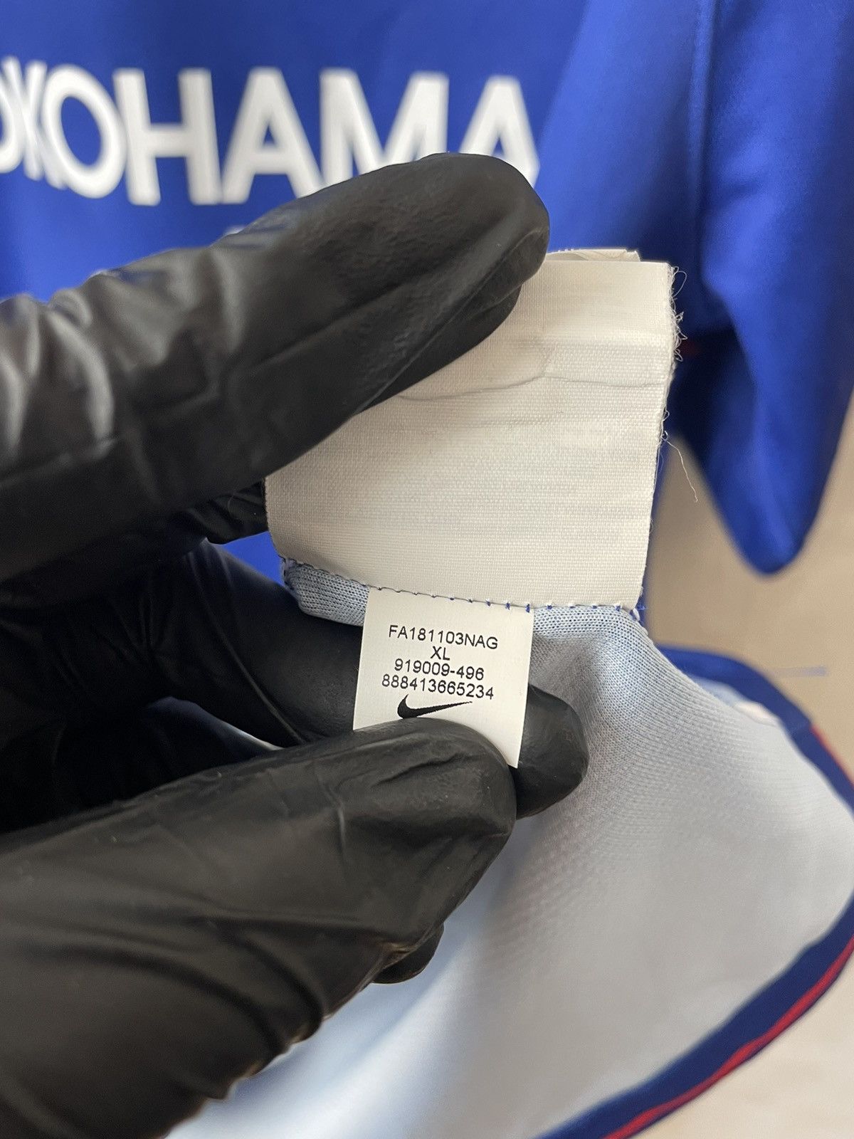 Nike CHELSEA 2018 2019 HOME FOOTBALL SHIRT SOCCER JERSEY Xl men Size US XL / EU 56 / 4 - 5 Thumbnail