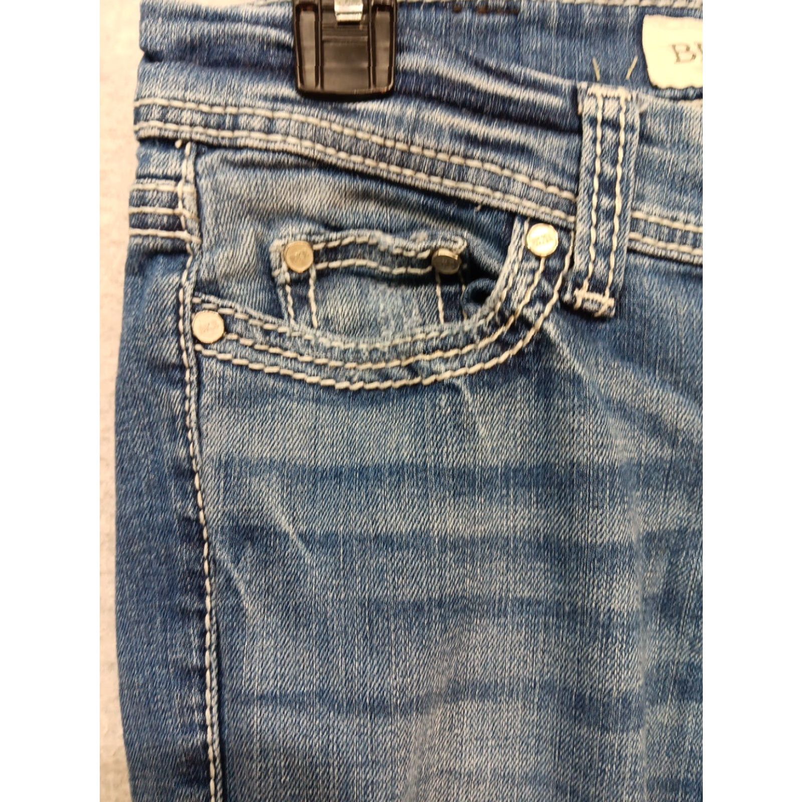 Vintage BKE Buckle Jeans Women's 26R 31.5L Stella Straight Stretch Denim Distressed Jeans Blue 5-Pocket Logo Button Zip Mens Womens Girls? Size 26" / US 2 / IT 38 - 3 Thumbnail