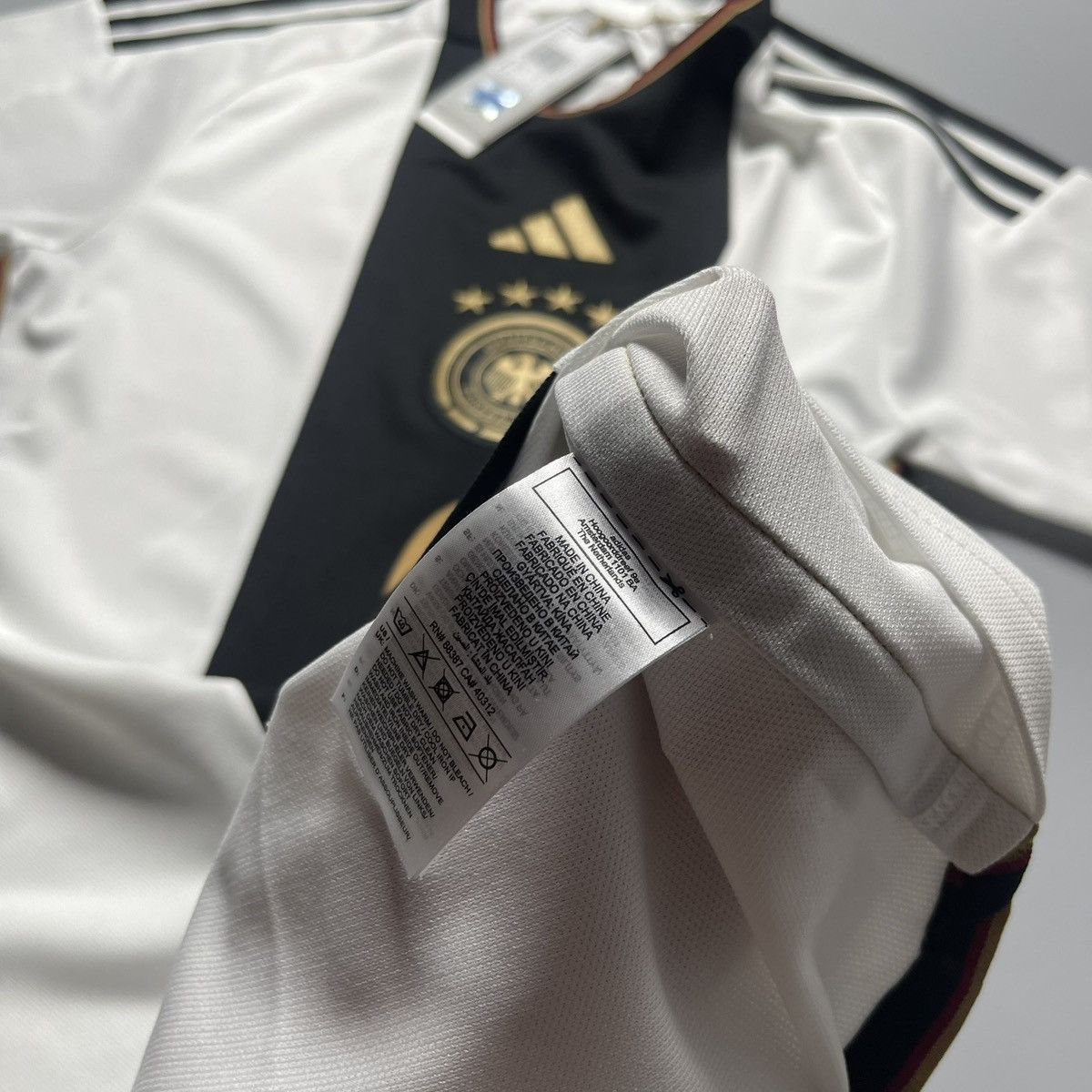 Adidas GERMANY ADIDAS 2022 WORLD CUP SOCCER HOME JERSEY #6 KIMMICH Size US S / EU 44-46 / 1 - 10 Thumbnail