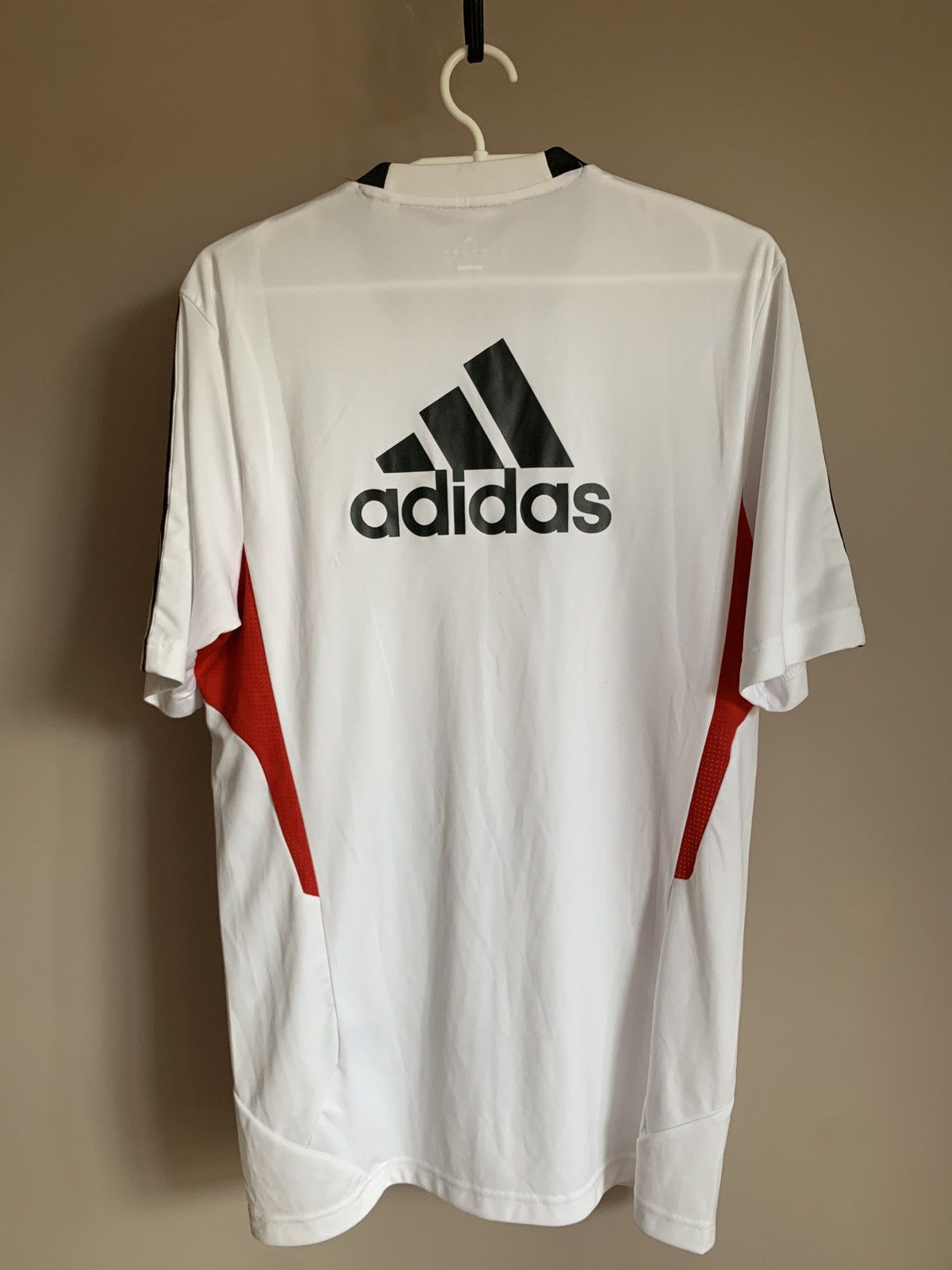 Adidas Liverpool 2012 Football Shirt Adidas Soccer Jersey Size S Size US S / EU 44-46 / 1 - 2 Thumbnail