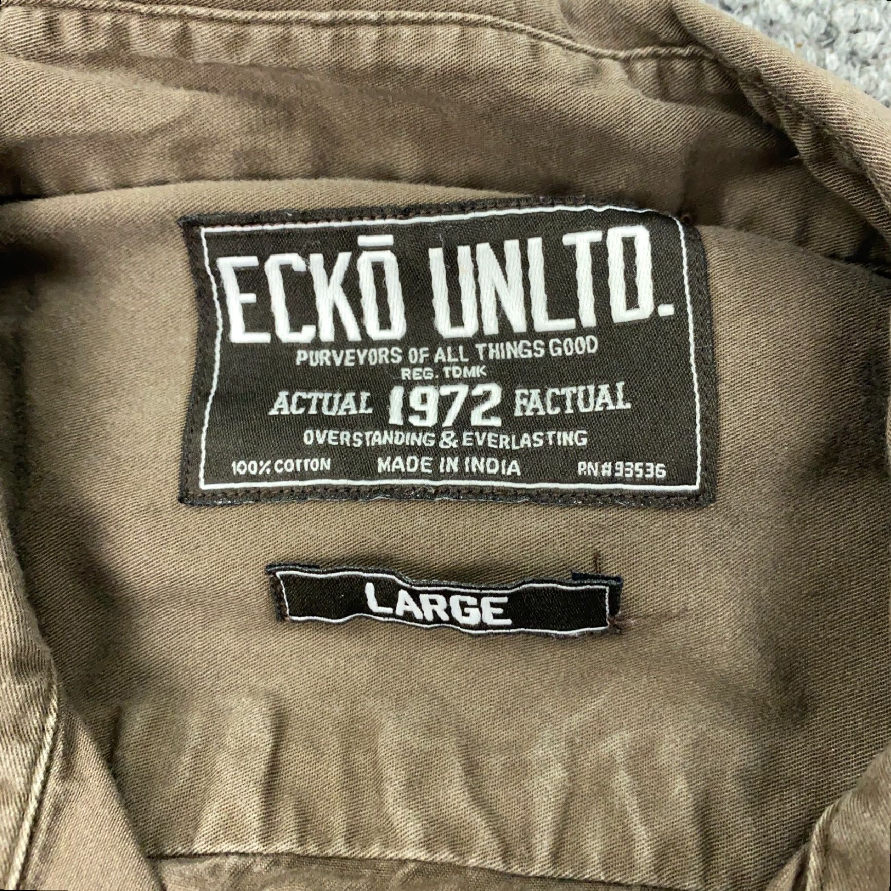 Ecko Unltd. VINTAGE Ecko Unltd Shirt Men L Brown Military Patches 90s Grunge 2K Short Sleeve Brown Mens L Button-Up Collared Shirt Size US L / EU 52-54 / 3 - 3 Thumbnail