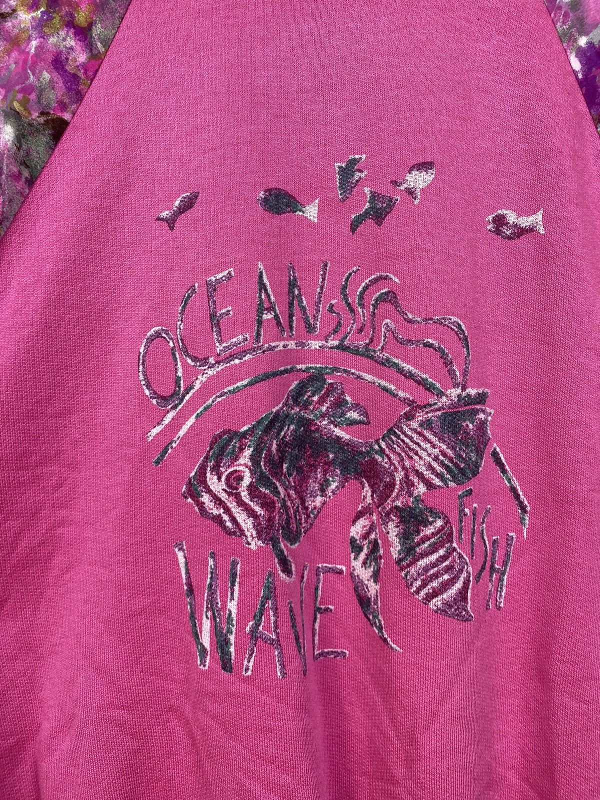 Vintage Vintage 80s Oceans Wave Fish Surfboard Sweatshirts Pullover Size US S / EU 44-46 / 1 - 5 Thumbnail