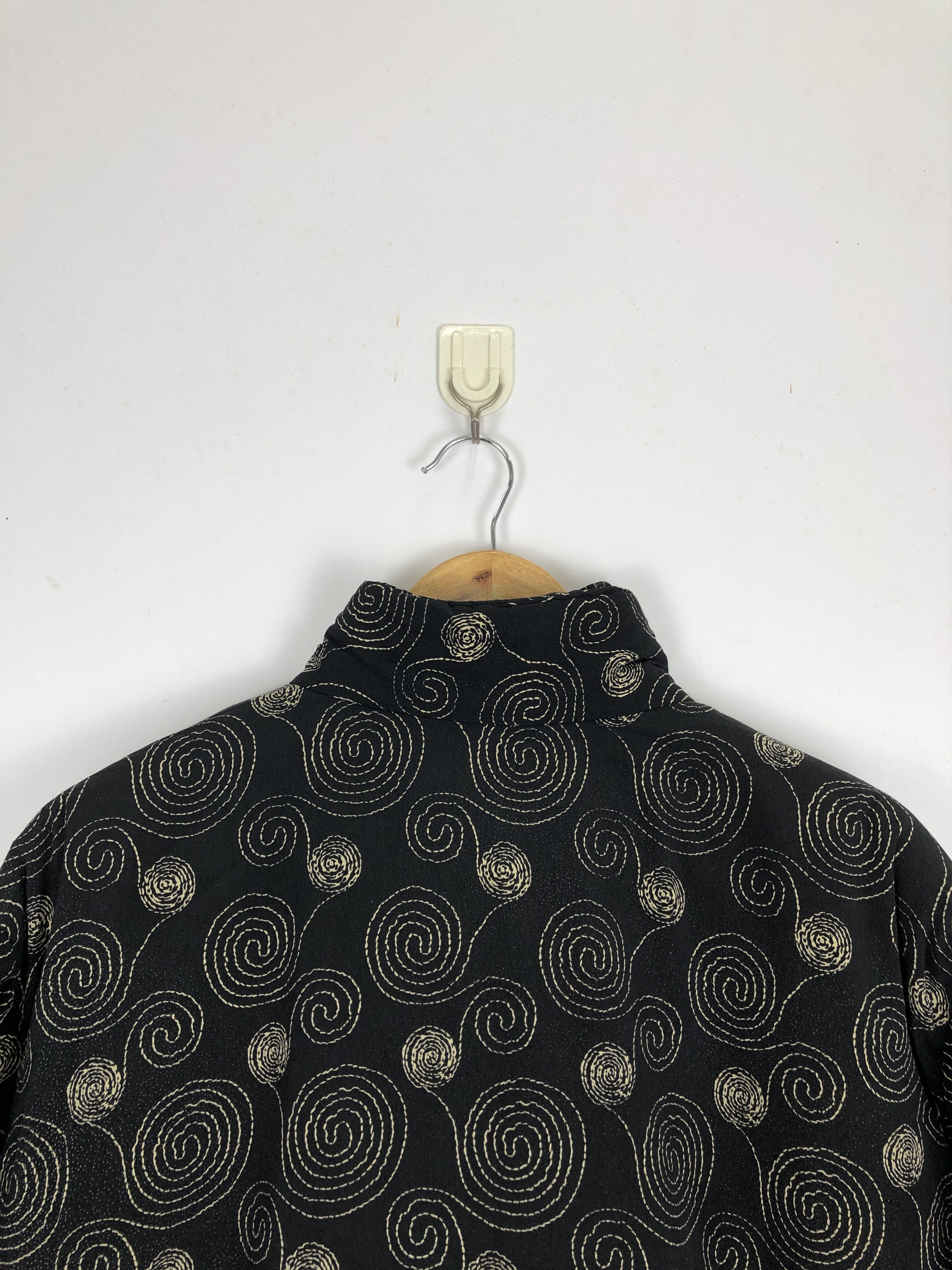 Japanese Brand Vintage Japanese Brand Pop Art Zipper Jacket J1708 Size US L / EU 52-54 / 3 - 4 Thumbnail