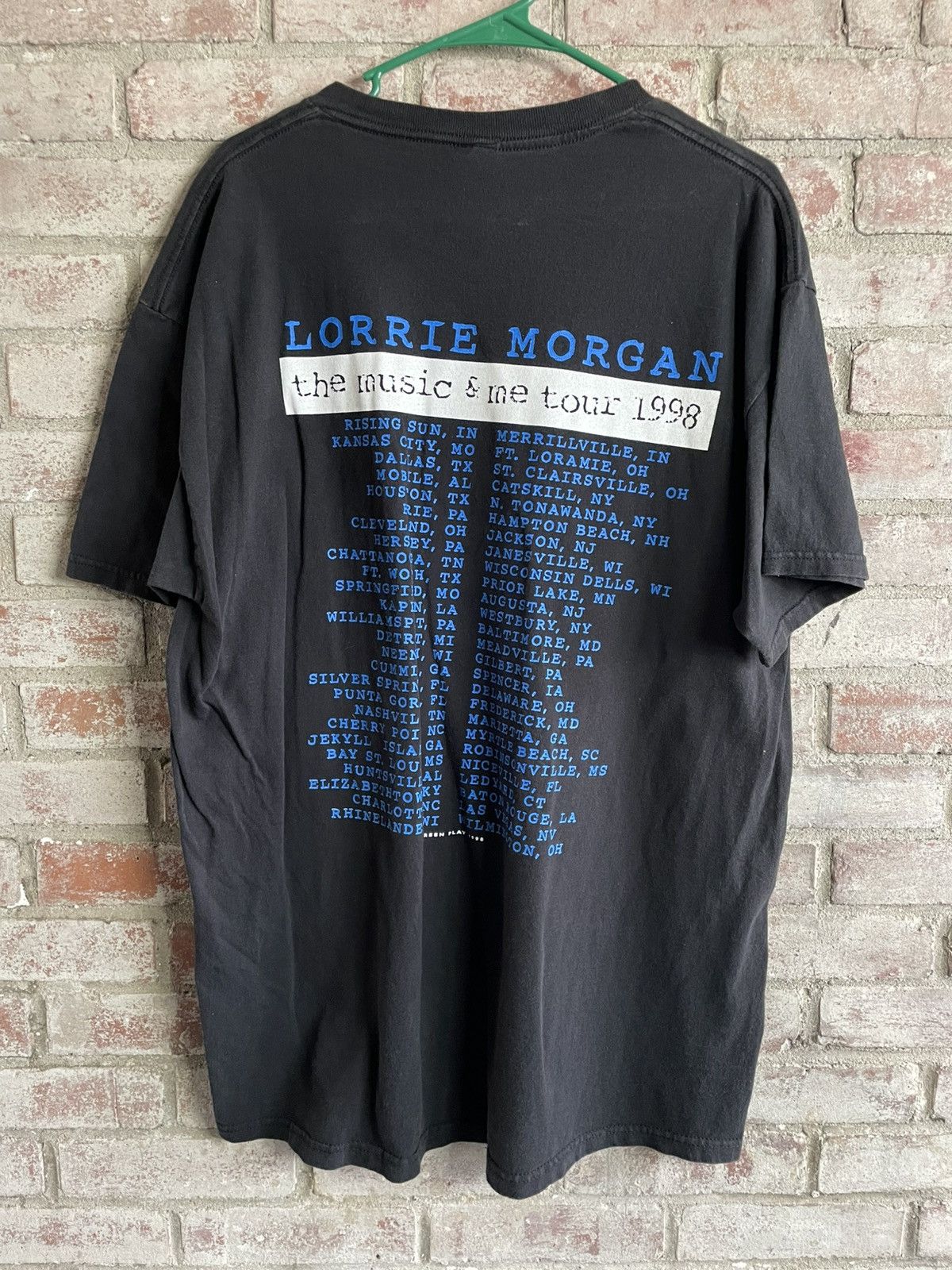 Delta Vintage 1998 Lorrie Morgan The Music & Me Tour Tee T-Shirt Size US XL / EU 56 / 4 - 2 Thumbnail