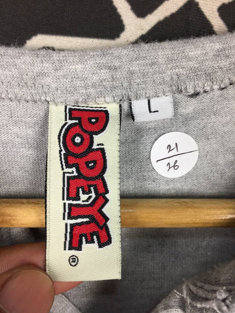 Vintage Popeye The Sailor Man Classic Cartoon Notched Neck Tee Size US L / EU 52-54 / 3 - 11 Thumbnail
