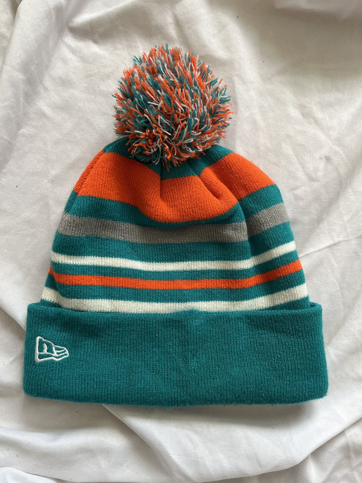 New Era × Vintage VINTAGE 00’S NFL MIAMI DOLPHINS NEW ERA KNIT POM BEANIE HAT Size ONE SIZE - 4 Thumbnail