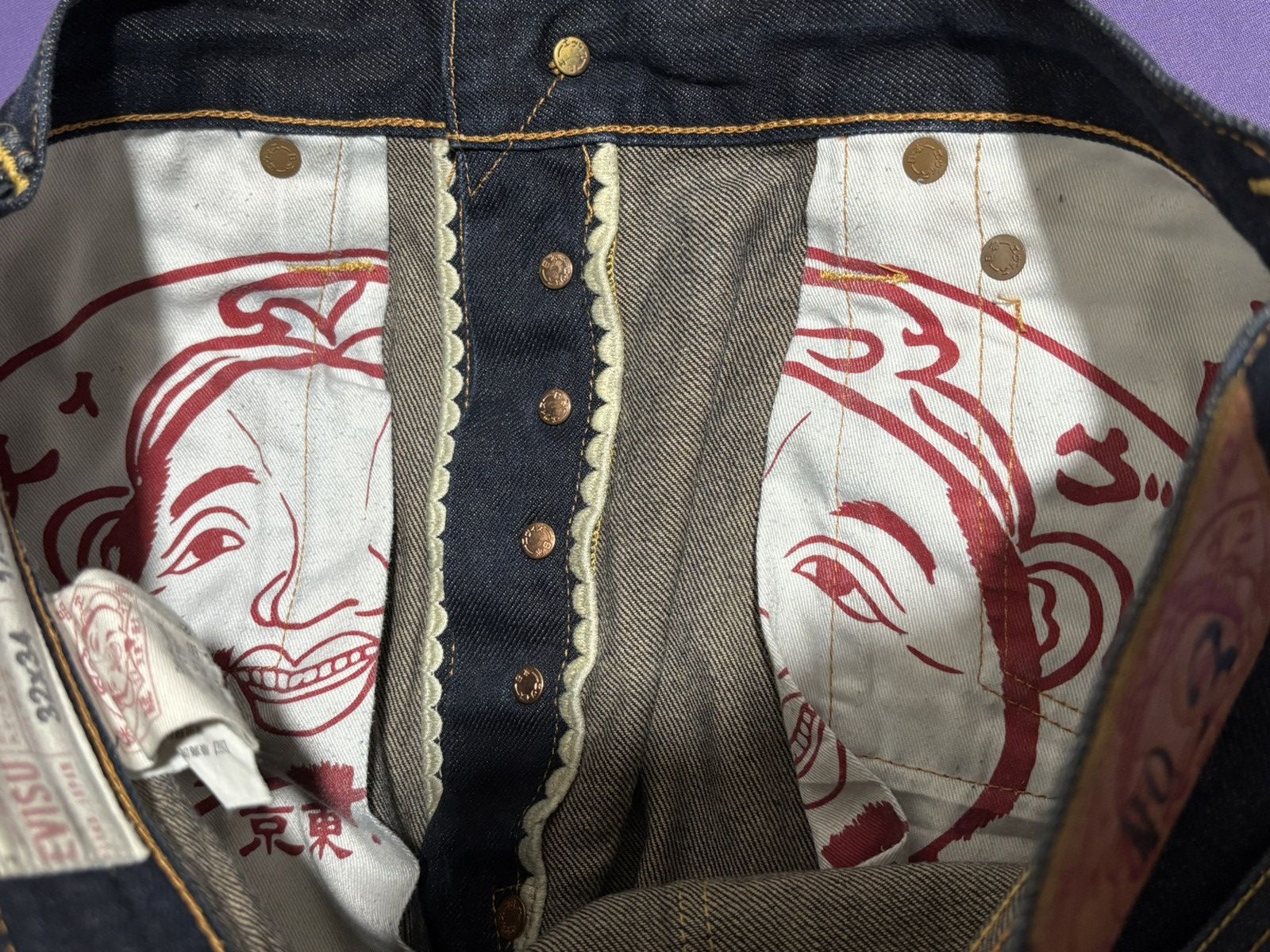 Evisu Evisu Daicock Red Kamon Flower Selvedge Denim Pants Size US 34 / EU 50 - 14 Thumbnail