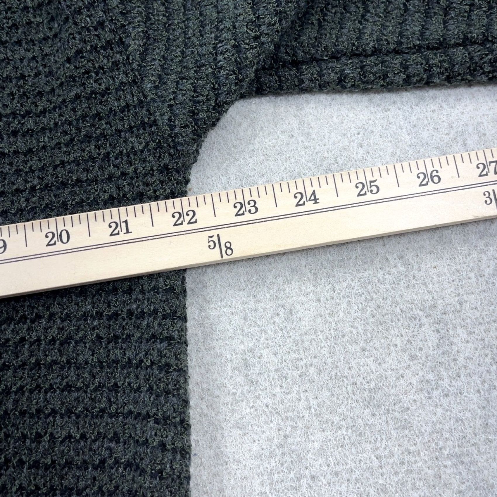 Jantzen VINTAGE Jantzen Cardigan Sweater Men XL Gray Green 90s Y2K Cosby Biggie Button Logo Knit Modern Geometric 90s Theme Mens Mens Size US XL / EU 56 / 4 - 6 Thumbnail