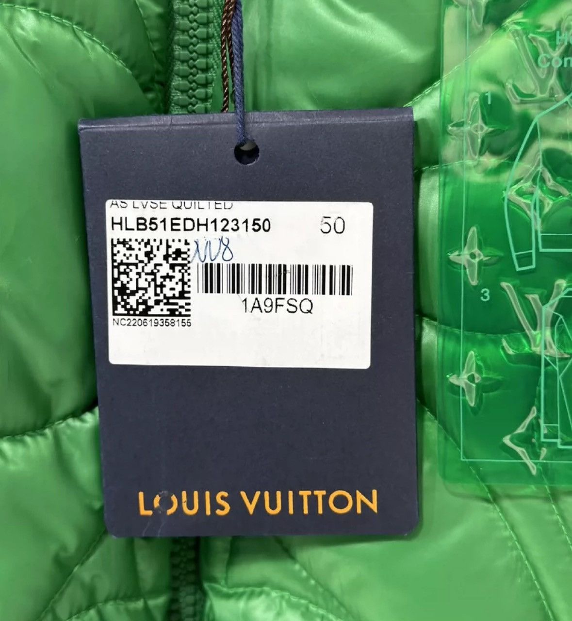 Louis Vuitton LOUIS VUITTON Green cotton jacket2412-Nextarrow Size US M / EU 48-50 / 2 - 7 Thumbnail