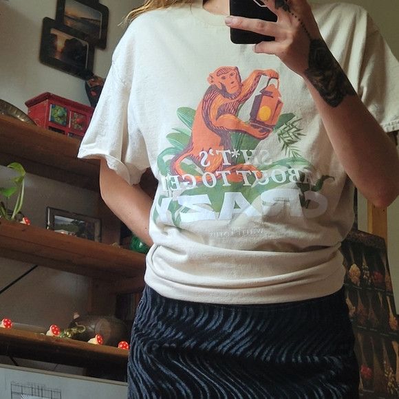 Other HBO The White Lotus "Sh*ts About To Get Crazy'' Tshirt - L Size US L / EU 52-54 / 3 - 5 Thumbnail