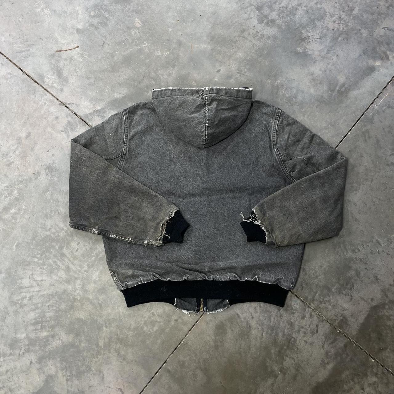 Carhartt Vintage Carhartt Denim Hooded Jacket Flannel Lined Thrashed Size US L / EU 52-54 / 3 - 6 Thumbnail