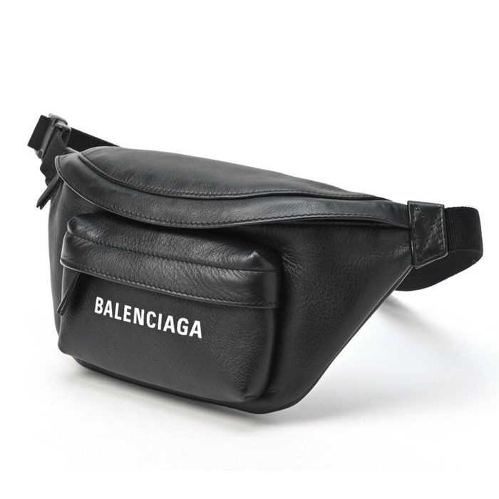 Balenciaga Balenciaga Everyday Belt Bag / Body 579617 Leather Black ...