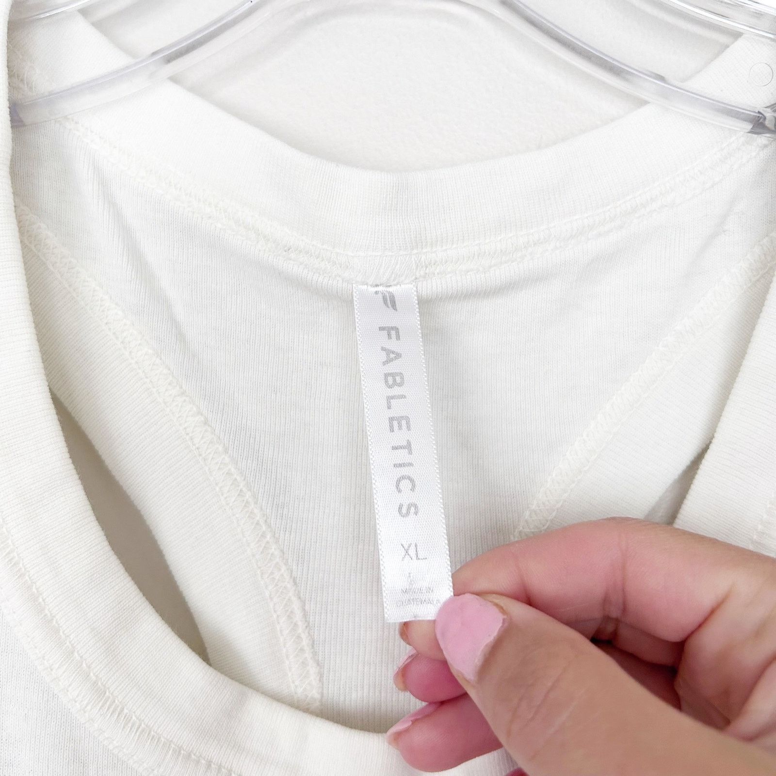 Other Fabletics White Racerback Tank Top Sz XL Size XS / US 0-2 / IT 36-38 - 2 Thumbnail
