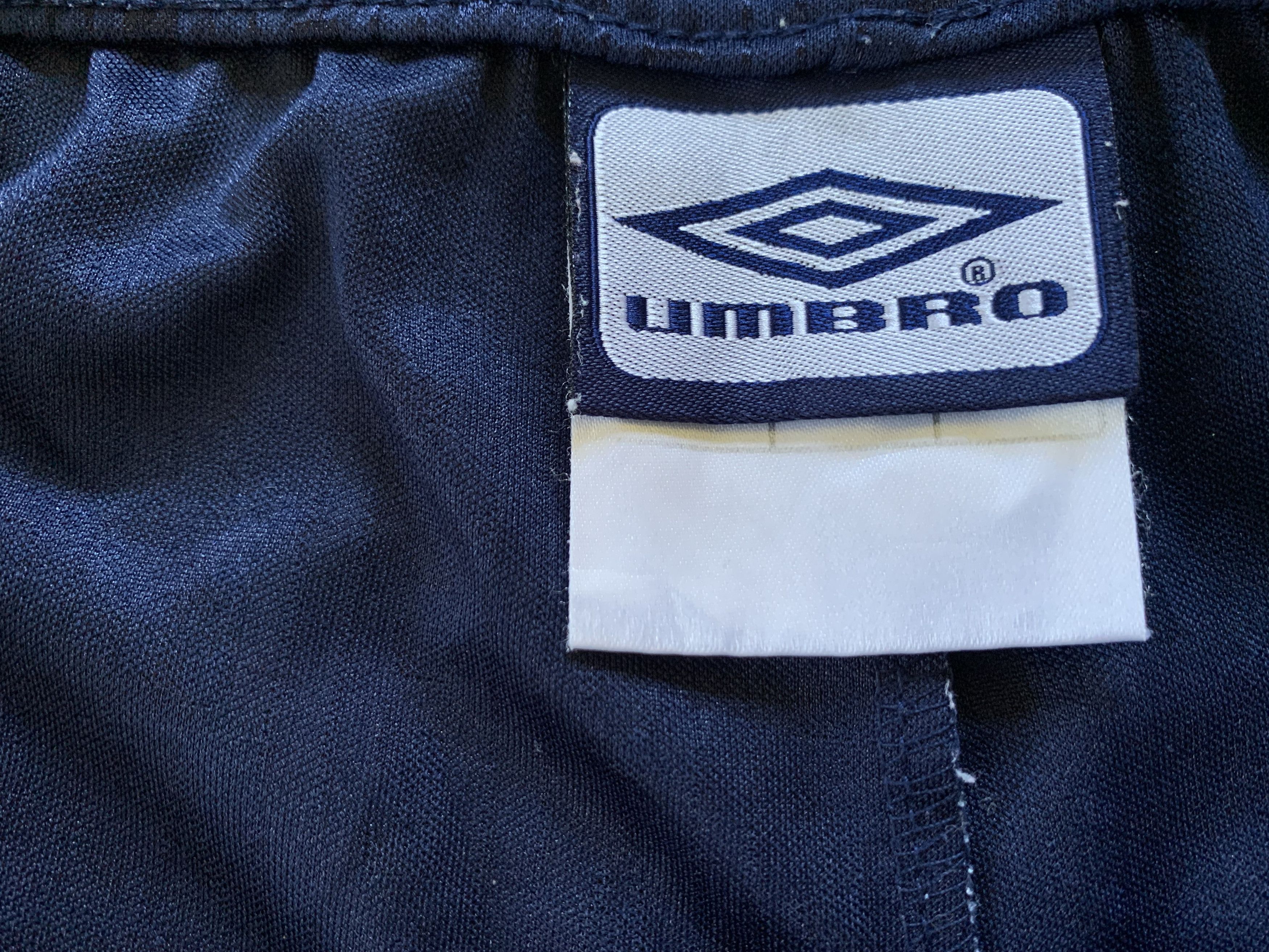 Umbro × Vintage Vintage Umbro Monograme Football Soccer Shorts Size US 30 / EU 46 - 6 Thumbnail