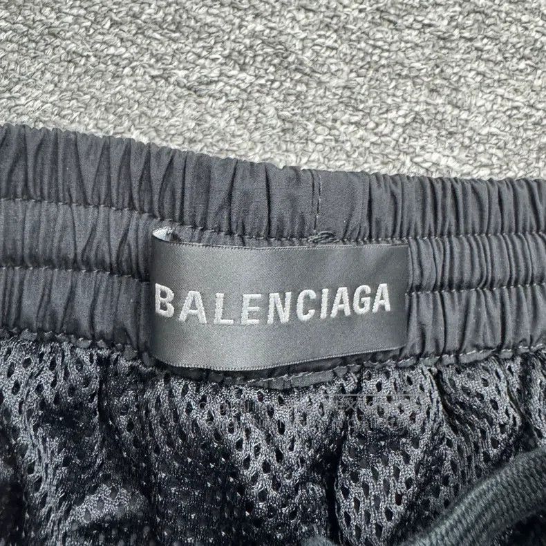 Balenciaga Balenciaga size S Tape Letter Casual Pants Size US 27 - 2 Thumbnail