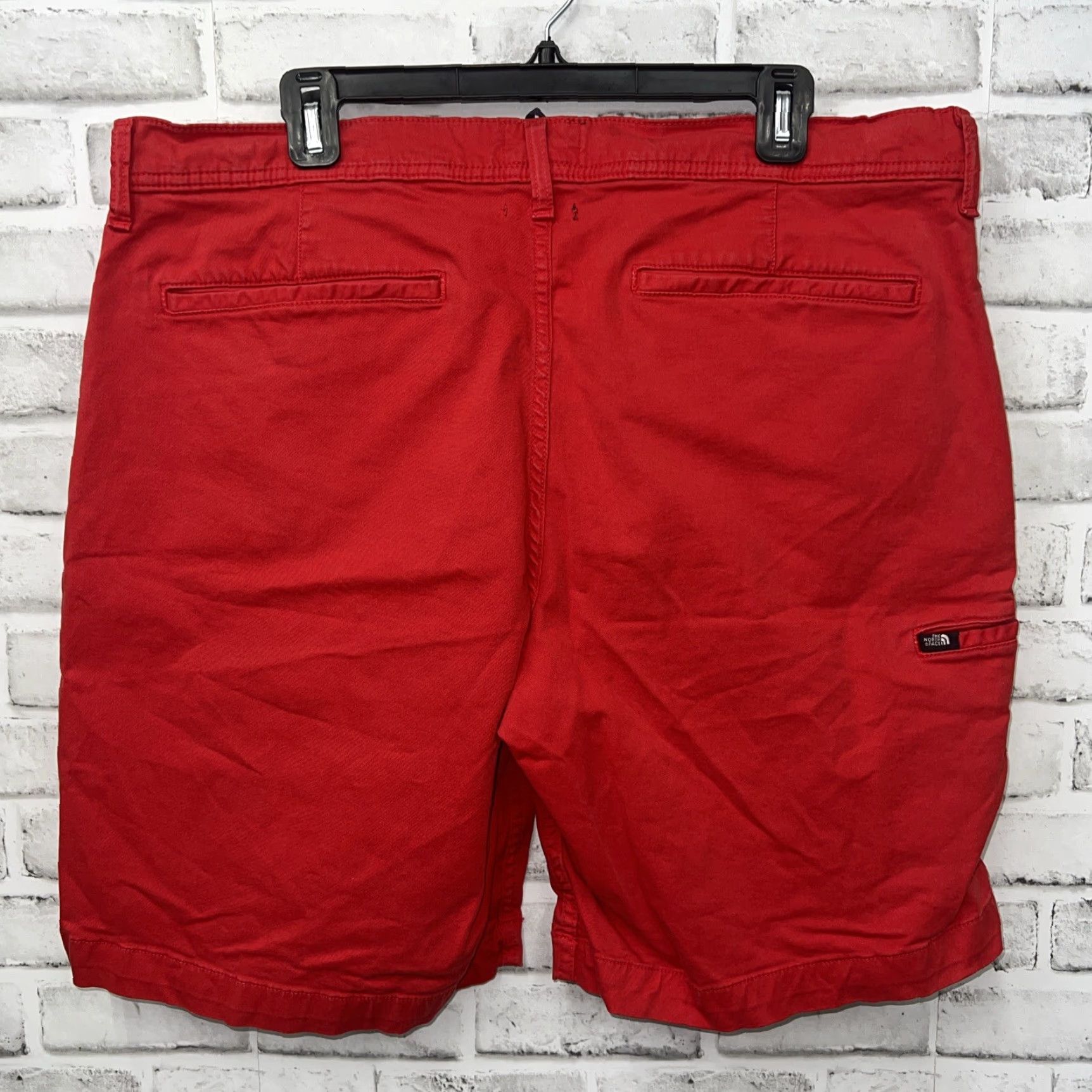 The North Face The North Face Shorts Adult Mens 38 Red Chino Size US 38 / EU 54 - 4 Thumbnail