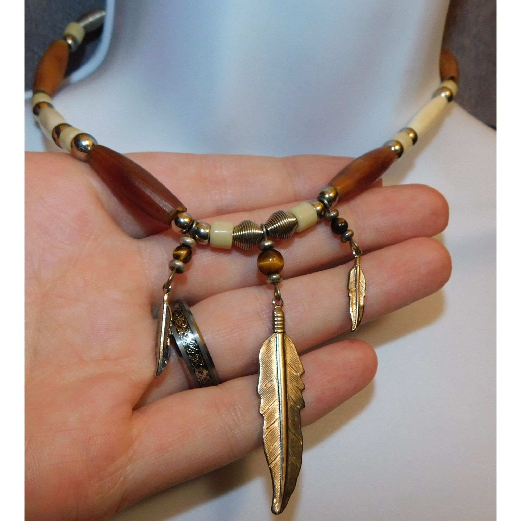 Other Southwestern Beaded Triple Feather Necklace Size ONE SIZE - 2 Thumbnail