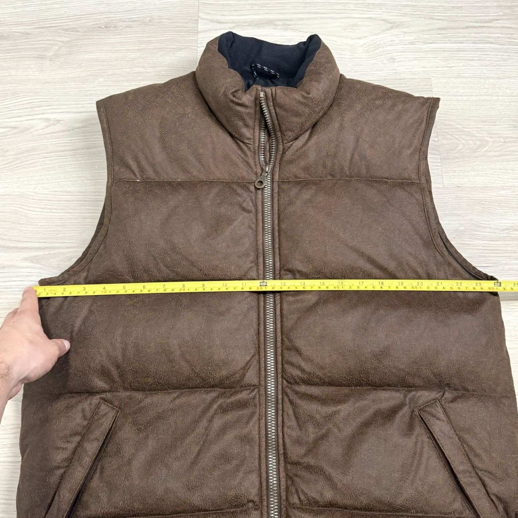 Vintage VTG Kuhl Vest Main Selling Point Puffer Vest Men’s Large Brown 700 Goose Down Zip Full Zip Lightweight Winter Fall Spring New with Tags Mens Size US L / EU 52-54 / 3 - 7 Thumbnail