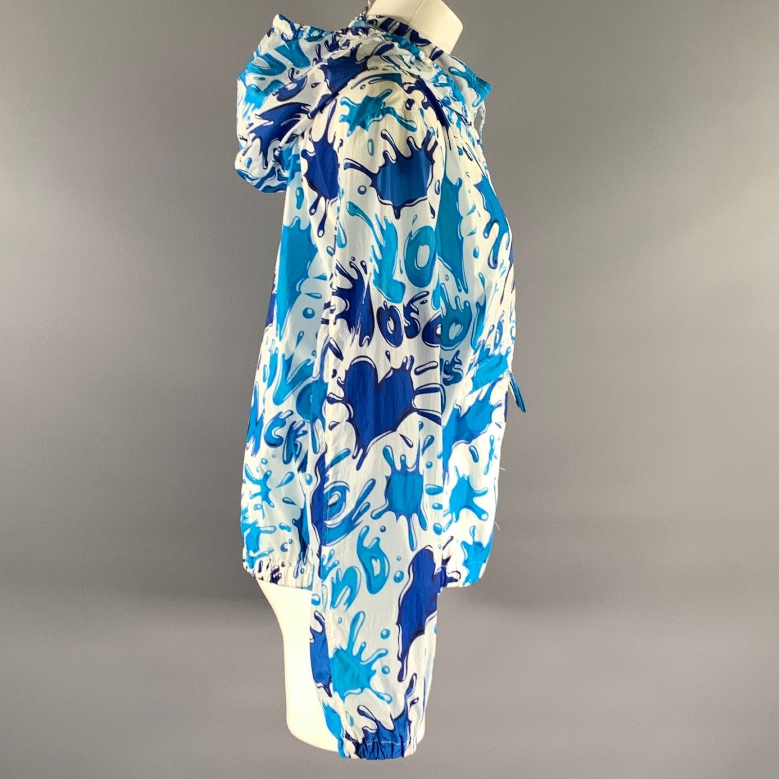 Moschino MOSCHINO Size 8 White Blue Polyamide Splash Raincoat Size M / US 6-8 / IT 42-44 - 3 Thumbnail