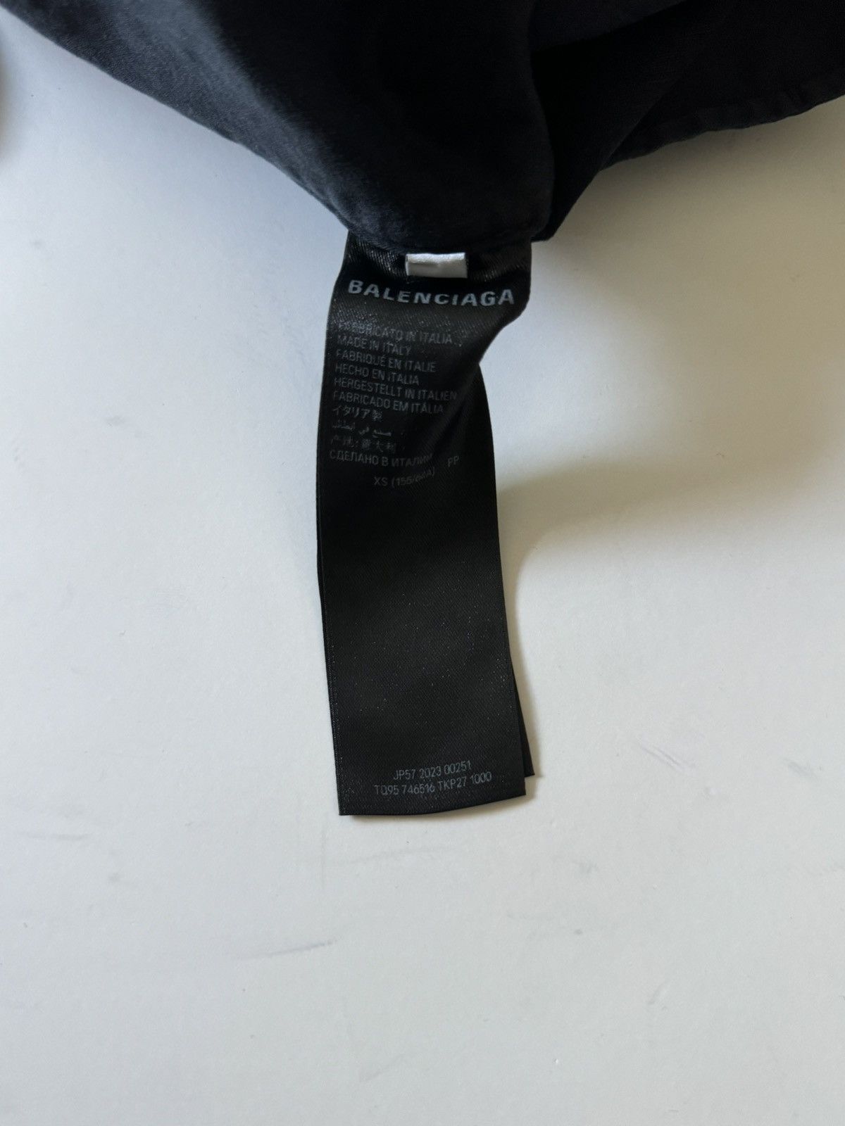 Balenciaga Balenciaga Distressed Cargo Shorts Size US 30 / EU 46 - 7 Thumbnail