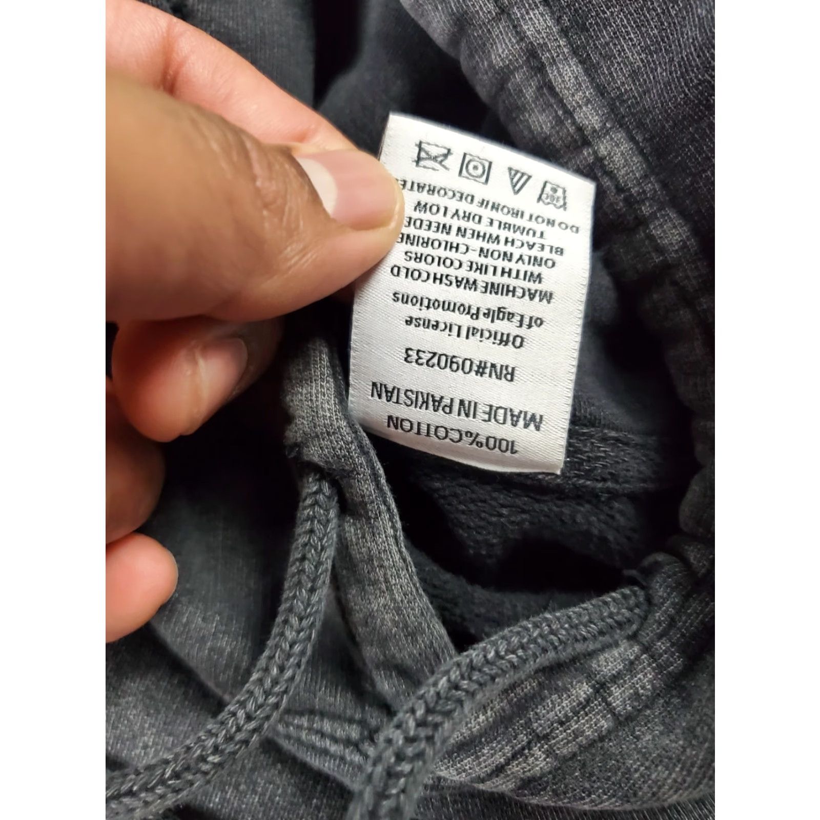 Pacsun Pacsun X Hard Rock Cafe Paris Hoodie Mens Medium Black Acid Wash Graphic Shirt? Size US M / EU 48-50 / 2 - 6 Thumbnail