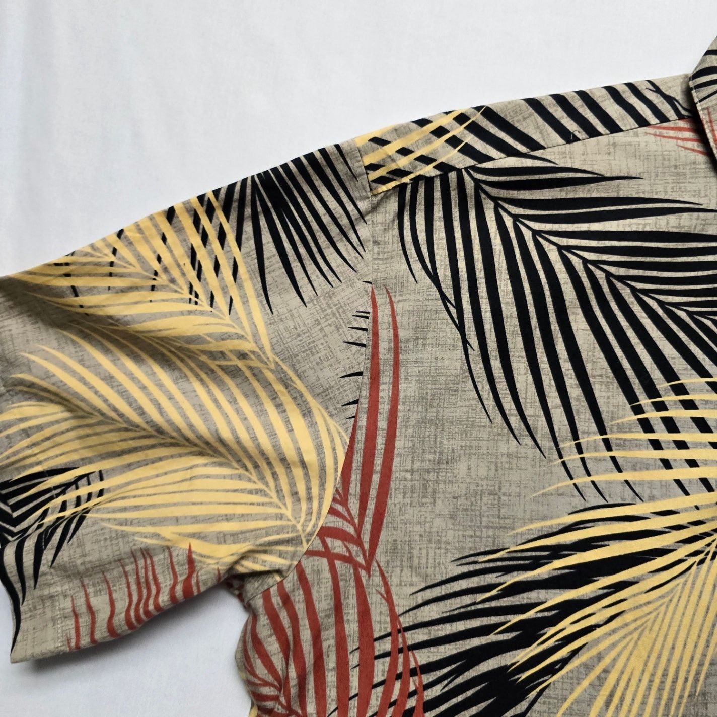 Vintage Hawaiian Islands L Brown Palm Tree Leaf Print Tropical Shirt Size US L / EU 52-54 / 3 - 2 Thumbnail