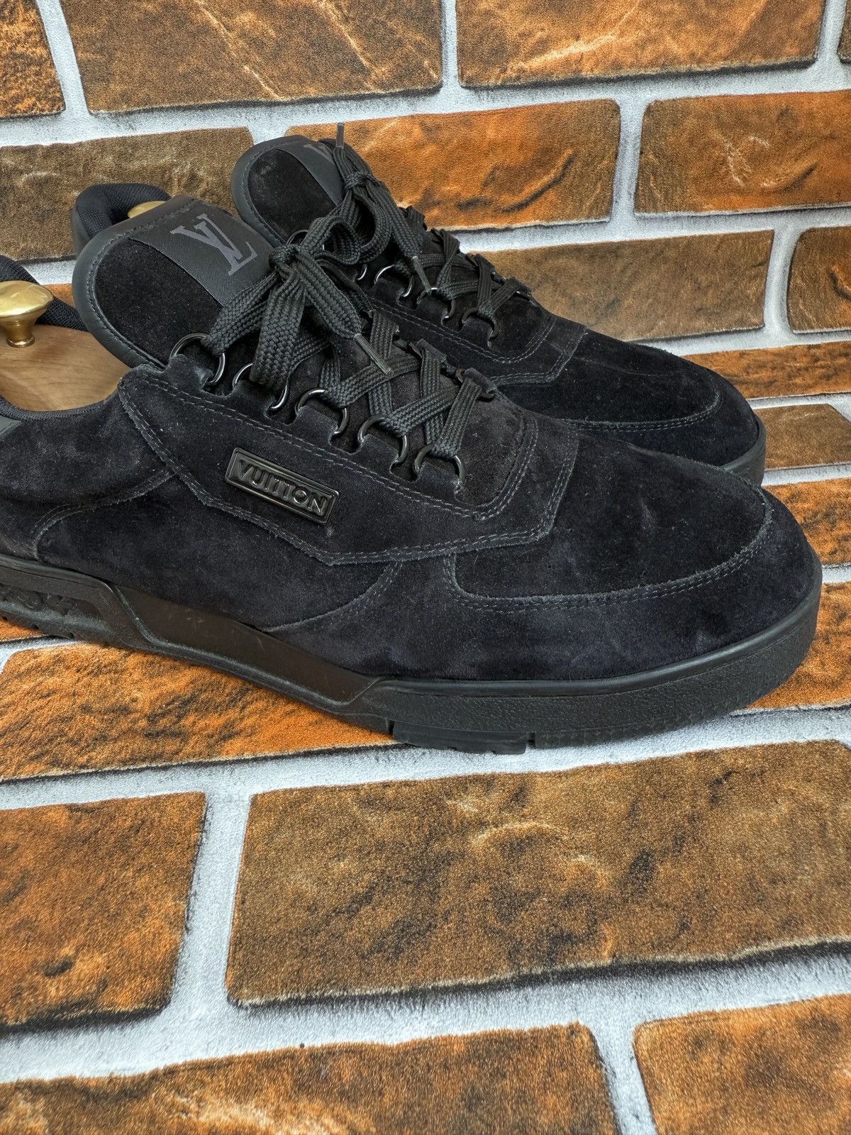 Louis Vuitton LV Trainer Shoes Suede Louis Vuitton Sneaker Trainers Size US 9.5 / EU 42-43 - 8 Thumbnail