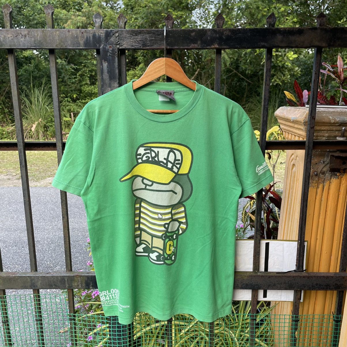 Welcome Skateboards 🔥Vintage 90s Gorilla Double Big Logo Hip Hop Skateboard Tee Size US L / EU 52-54 / 3 - 1 Thumbnail