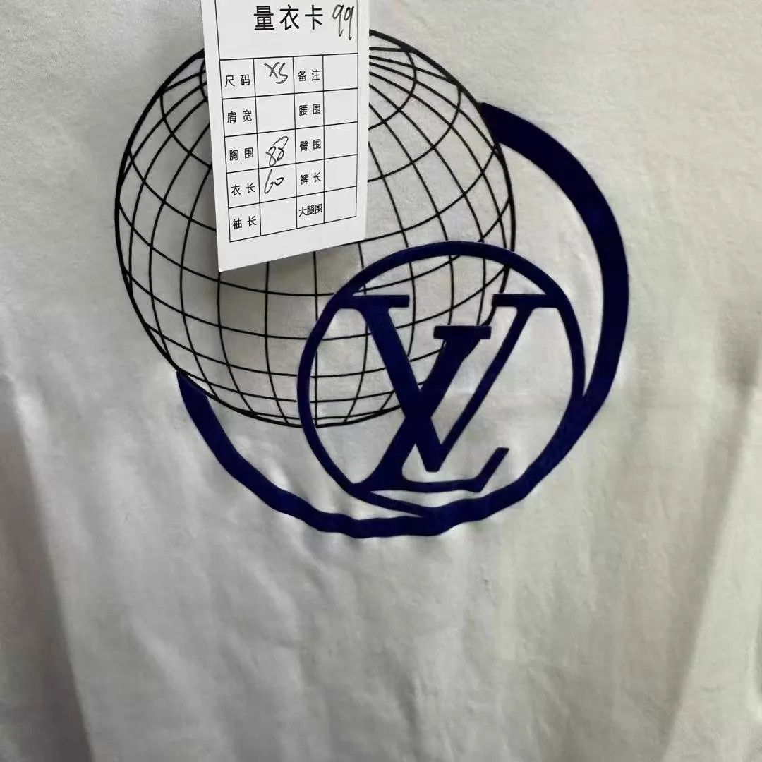 Louis Vuitton LV Earth Logo Short Sleeve Tee 99 New XS Size XS / US 0-2 / IT 36-38 - 3 Thumbnail