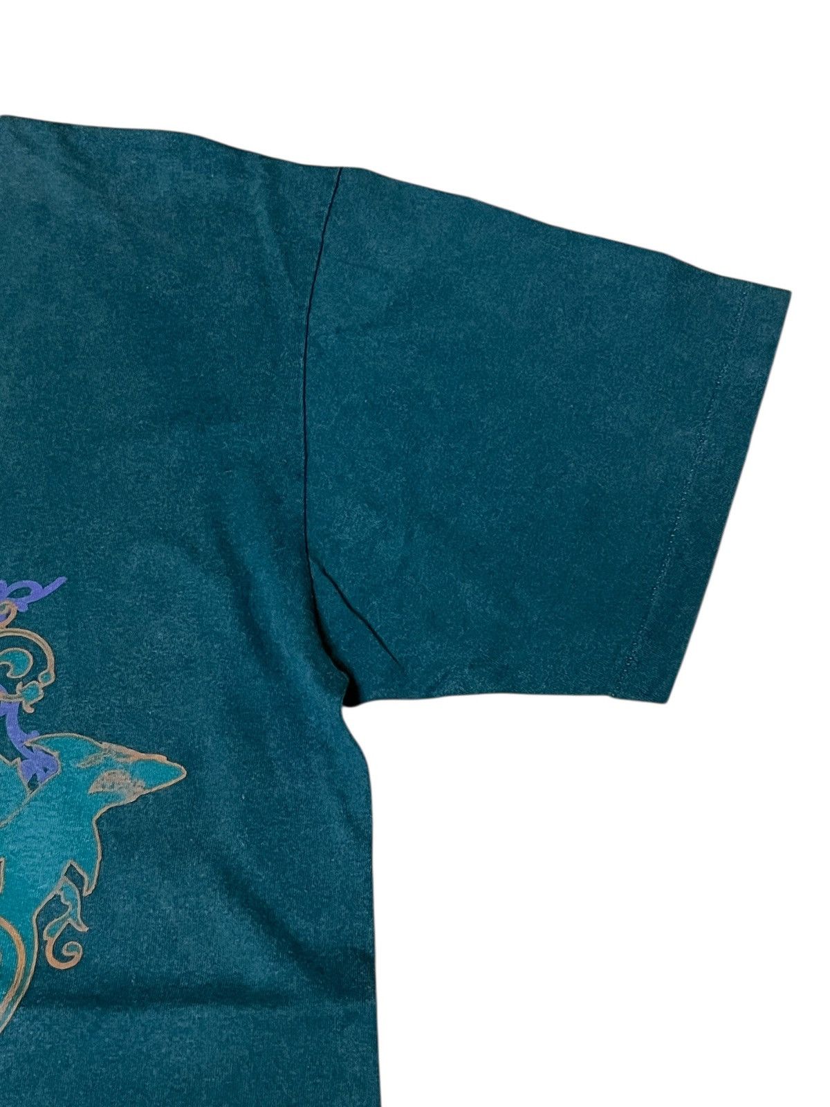 Maui and Sons Vintage 90s MAUI AND SONS shark faded tee shirt Size US M / EU 48-50 / 2 - 6 Thumbnail