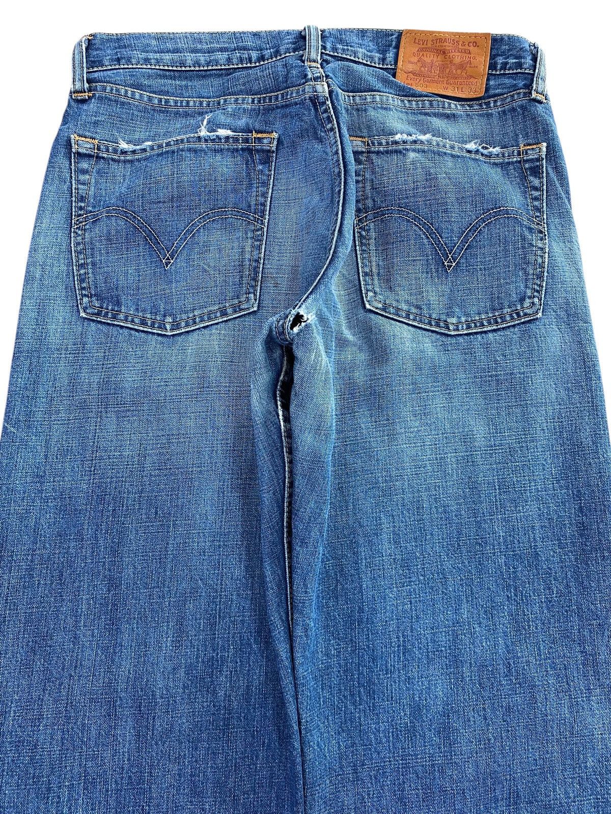 Levi's Levi’s Light Wash Whiskered Style Straight Leg Jeans Size US 31 - 3 Thumbnail