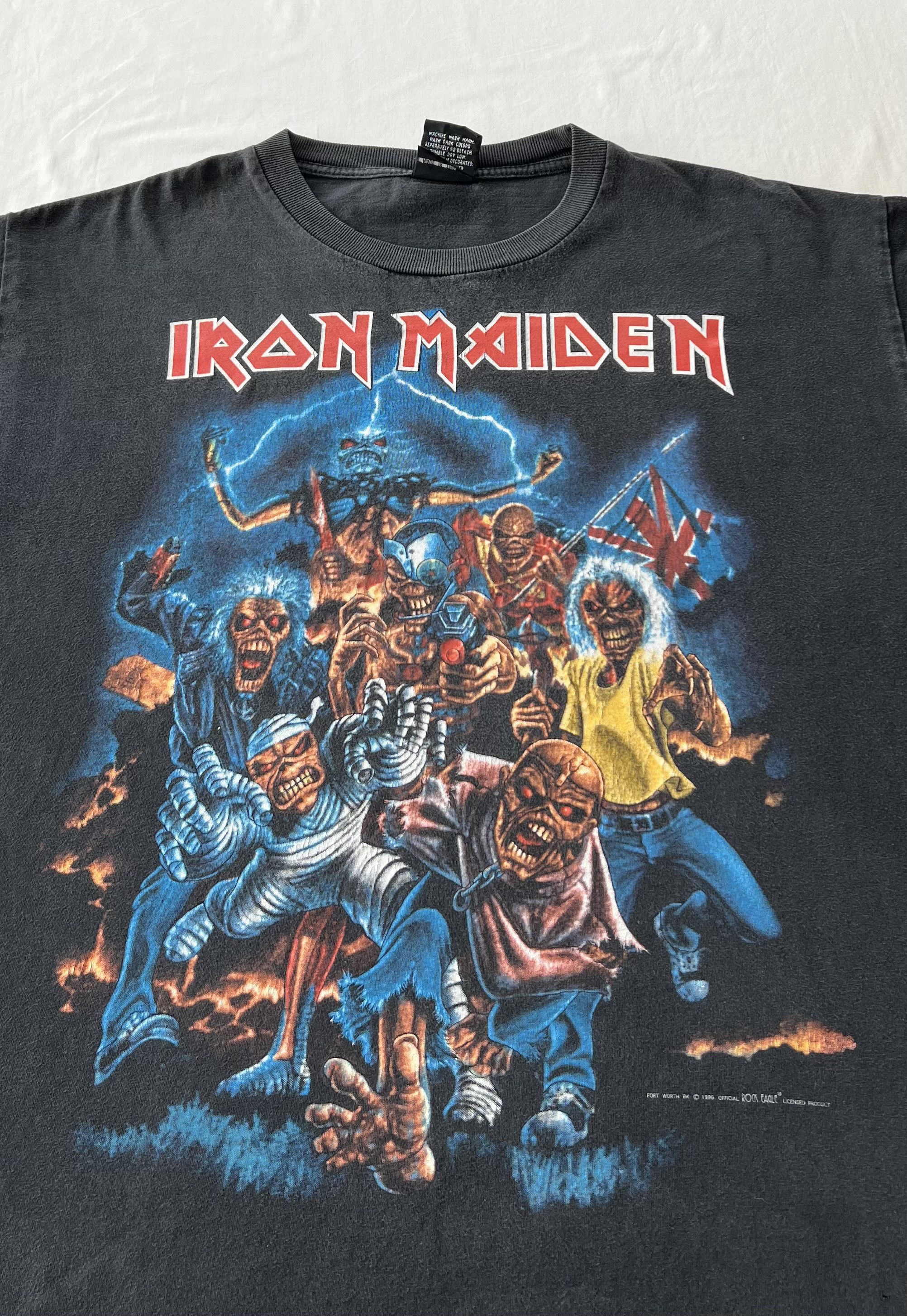 Band Tees Vintage 1996 Iron Maiden Best of the Beast Black T-shirt Size US XL / EU 56 / 4 - 5 Thumbnail