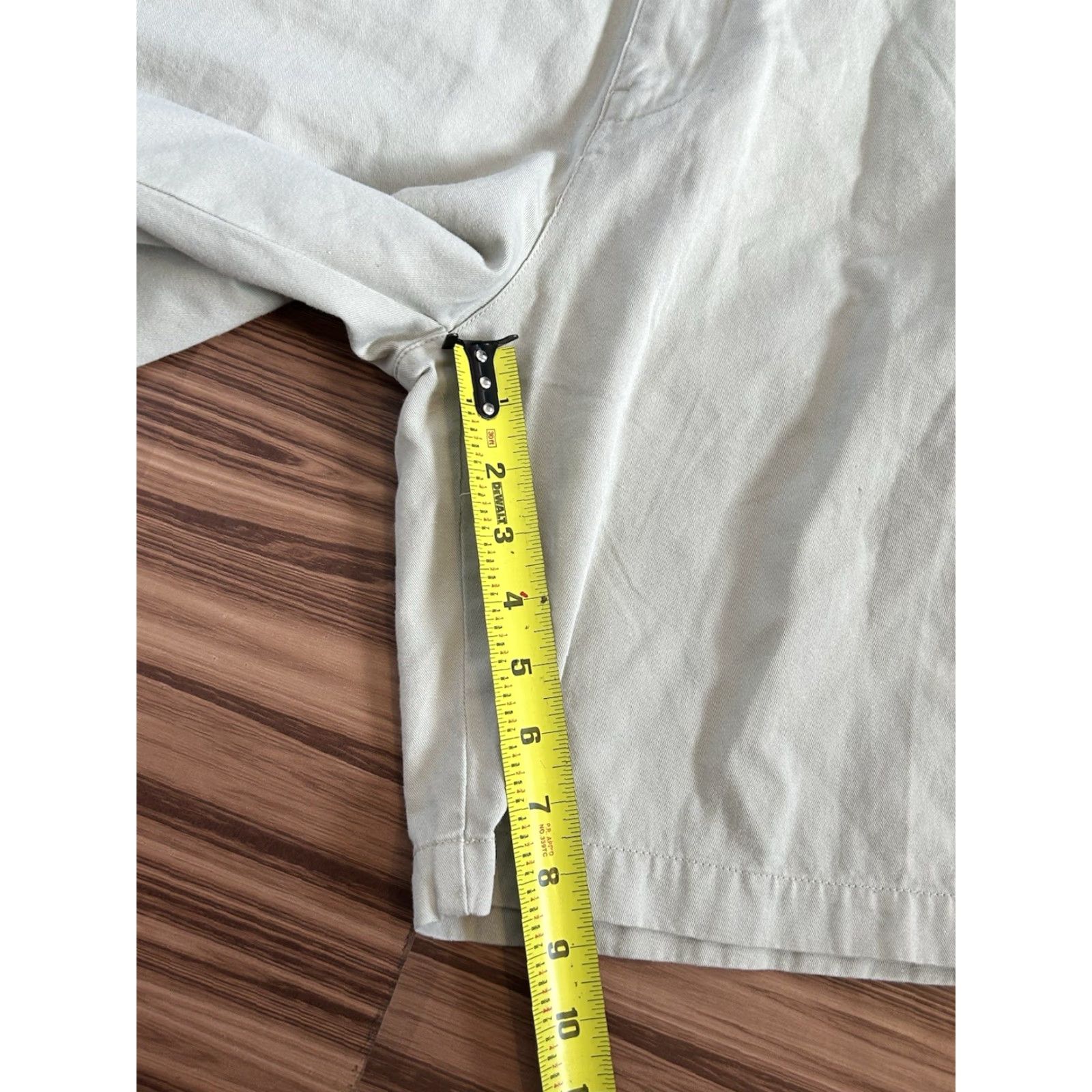 Bugle Boy NWT Bugle Boy Mens Cargo Shorts Khaki 42 Regular Beige Canvas 90s Vintage NWT Bugle Boy Casual Cargo Shorts Mens 42 Beige Canvas 90s Size US 42 / EU 58 - 3 Thumbnail