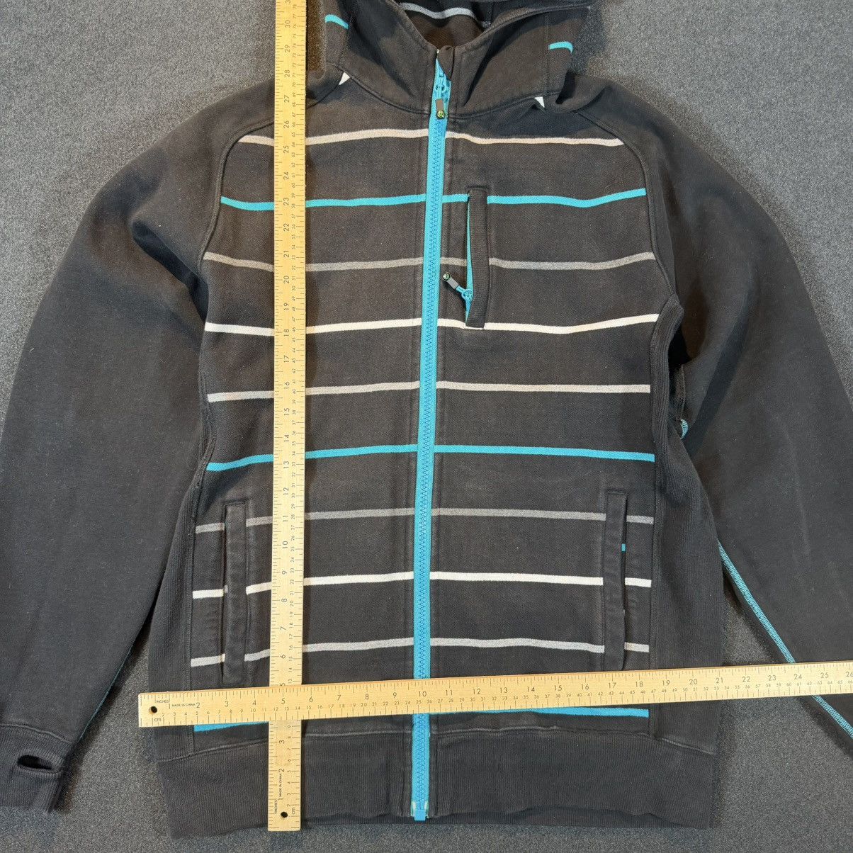 Lululemon VTG Lululemon Zip Hoodie Black Blue/Grey/White Stripes Size US L / EU 52-54 / 3 - 6 Thumbnail