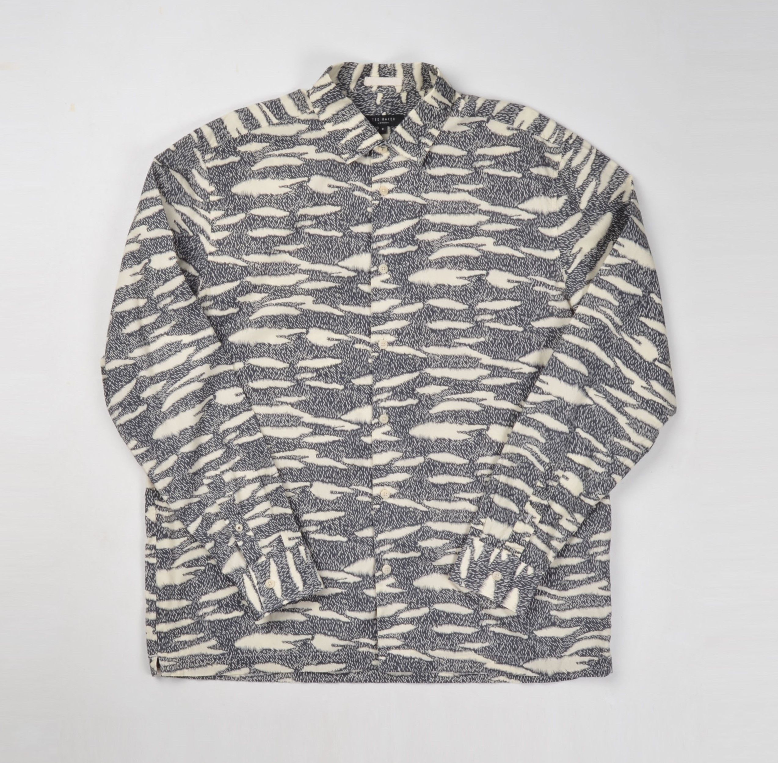 Designer × Ted Baker Ted Baker London Long Sleeve Button Up Printed Shirt Size US XL / EU 56 / 4 - 1 Thumbnail