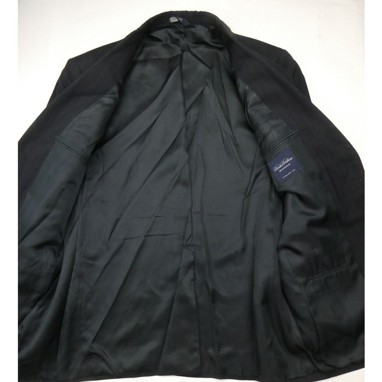 Brooks Brothers Brooks Brothers Brooksease sport coat, 42R, navy pinstripe Size 42R - 2 Thumbnail
