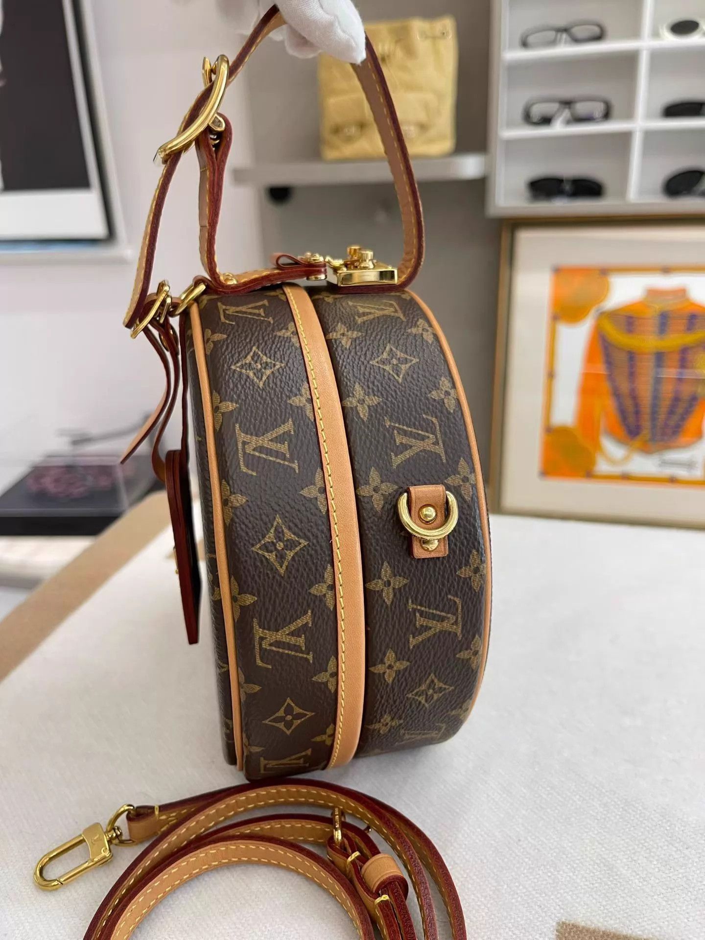 Louis Vuitton LV Hard Trunk mint 17x16x7 Size ONE SIZE - 5 Thumbnail