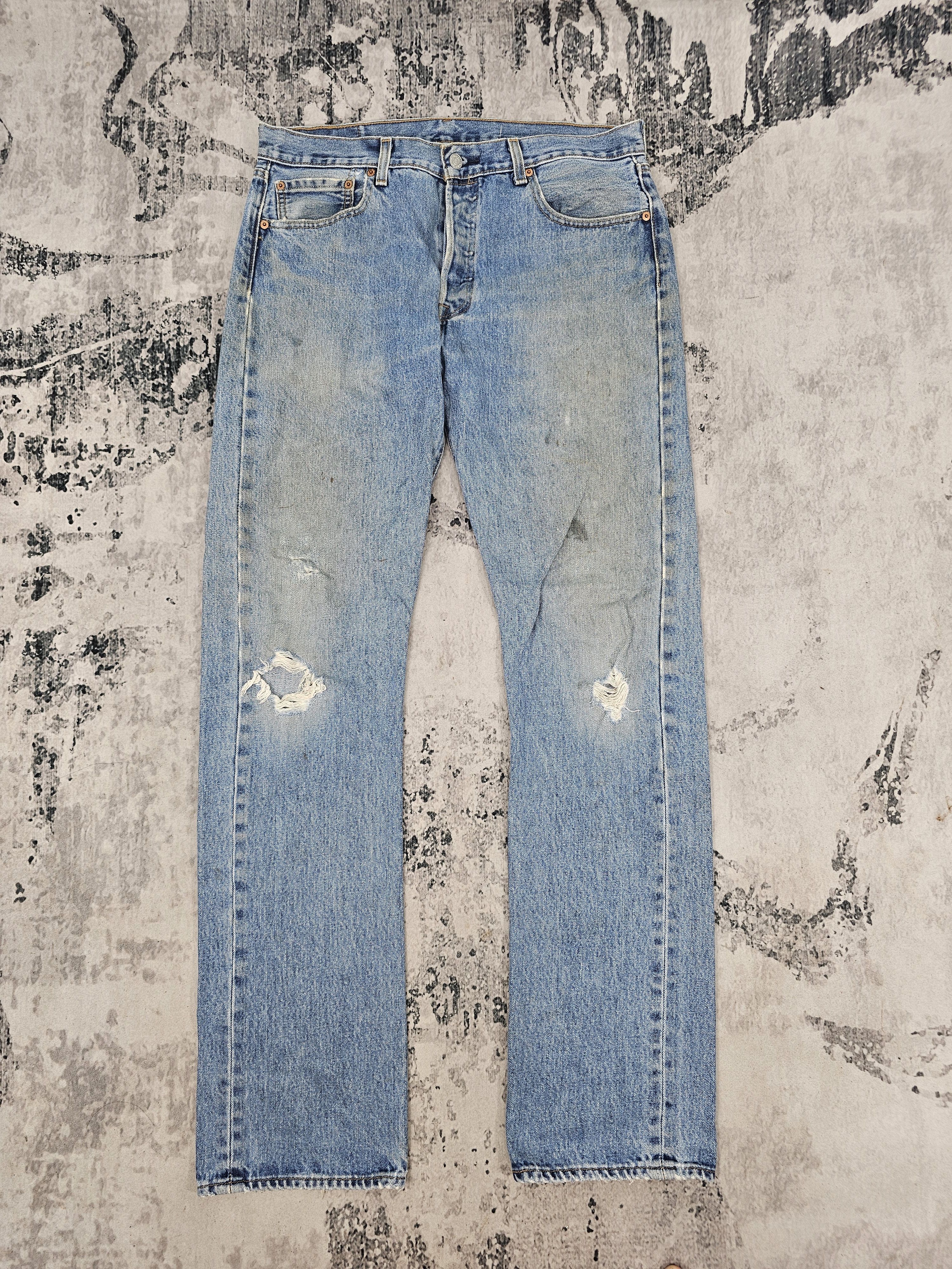 Levi's Vintage Clothing LEVIS 501 Sun Faded Distressed Ripped Size 35X35 Jeans L0436 Size US 35 - 1 Thumbnail