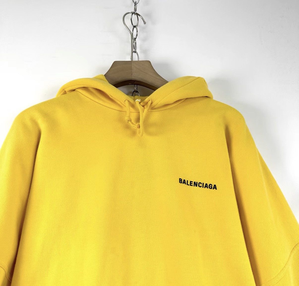 Balenciaga Balenciaga Yellow Hoodie K12 Size US XS / EU 42 / 0 - 3 Thumbnail