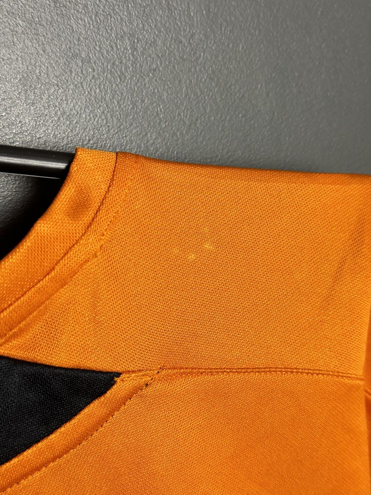 Puma Wolverhampton Wanderers 13/14 Home Football Jersey Size US XL / EU 56 / 4 - 6 Thumbnail