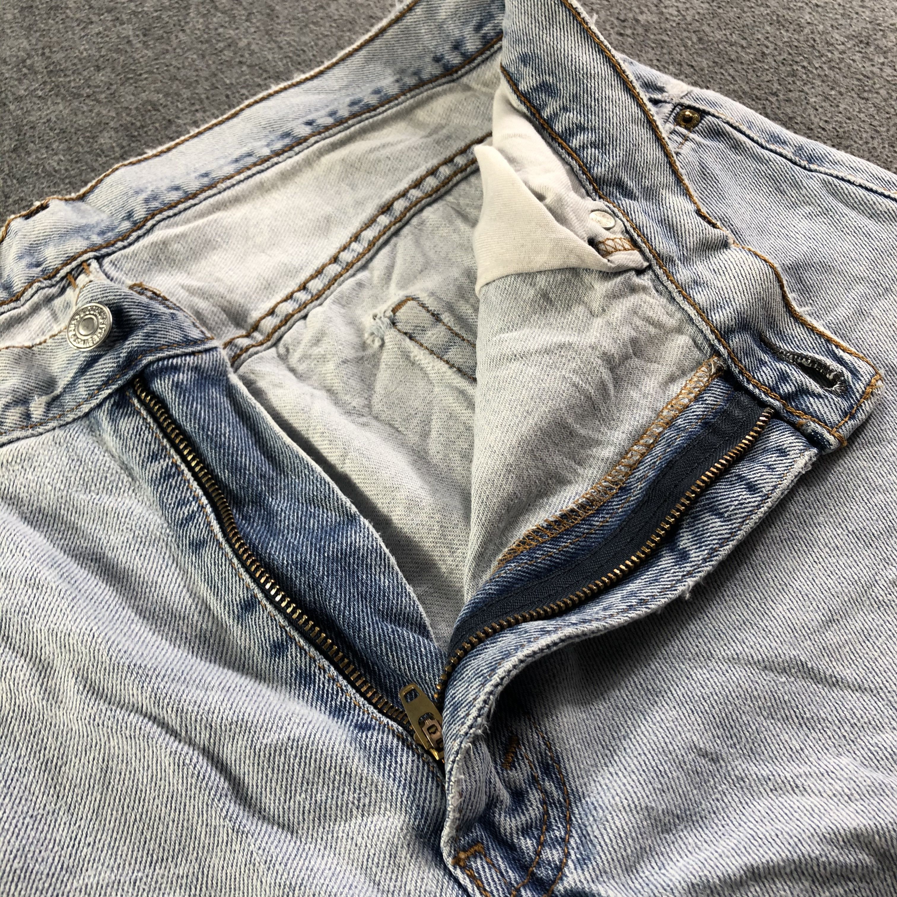 Levi's Vintage Light Wash Levis 550 Jeans-J3708 Size US 36 / EU 52 - 11 Thumbnail
