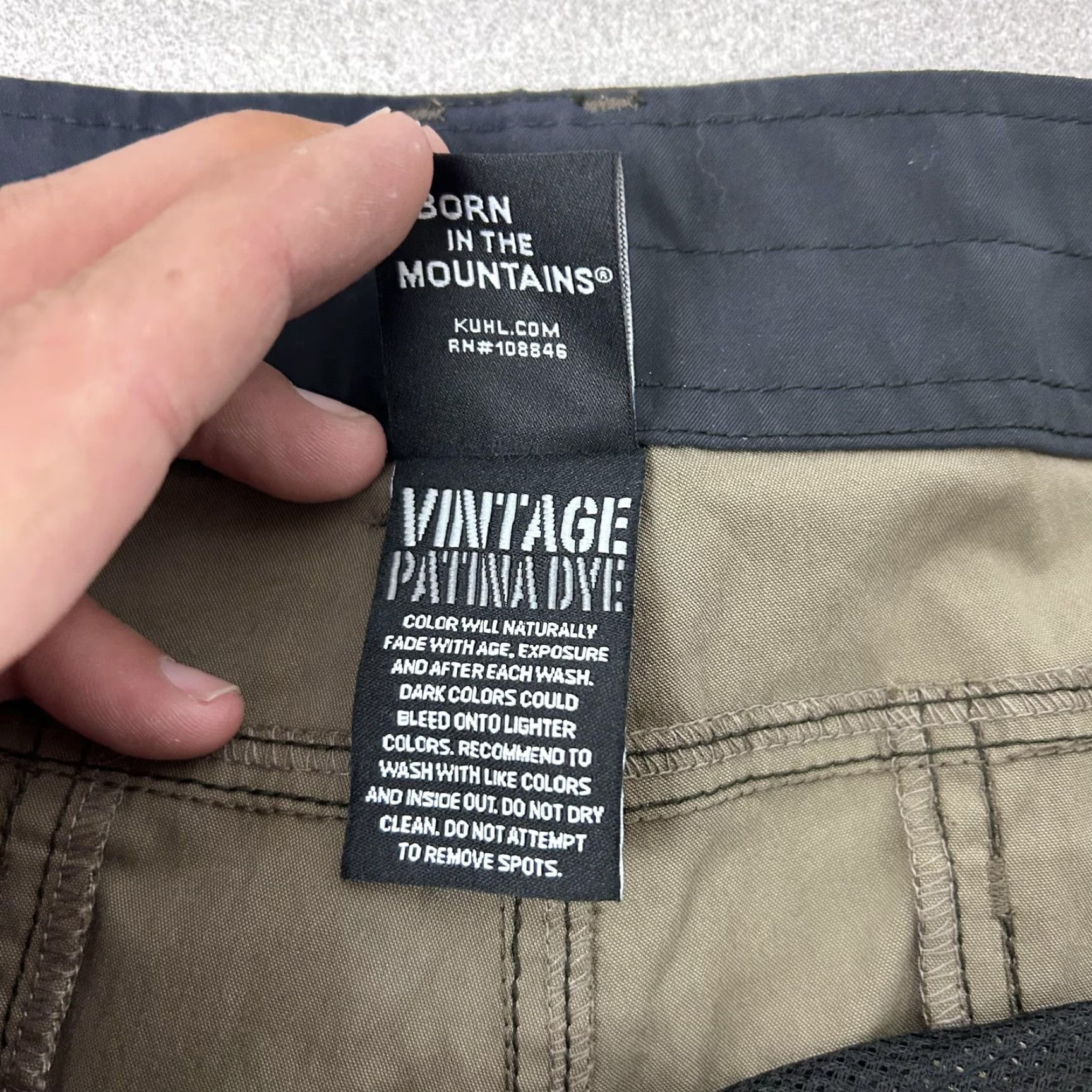Vintage Kuhl Shorts Mens 42 Brown Quick Dry Outdoor Trail Hiking Stretch Zip Pocket 23S Size US 42 / EU 58 - 6 Thumbnail