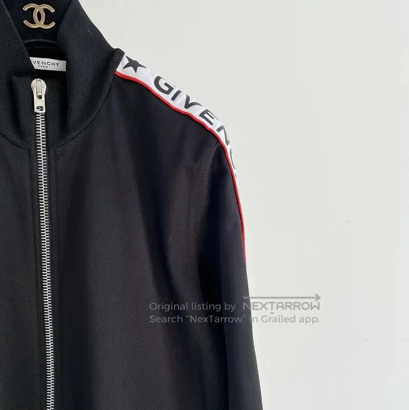 Givenchy Givenchy Black Zip-Up Jacket for Women . Size XS / US 0-2 / IT 36-38 - 3 Thumbnail