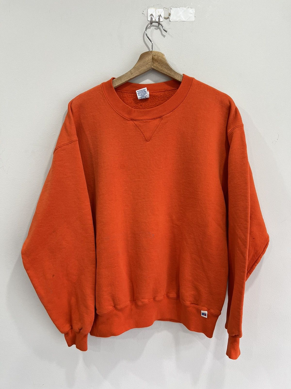 Russell Athletic Vintage 90s Russell Athletic Blank sweater crewneck orange Size US L / EU 52-54 / 3 - 1 Thumbnail
