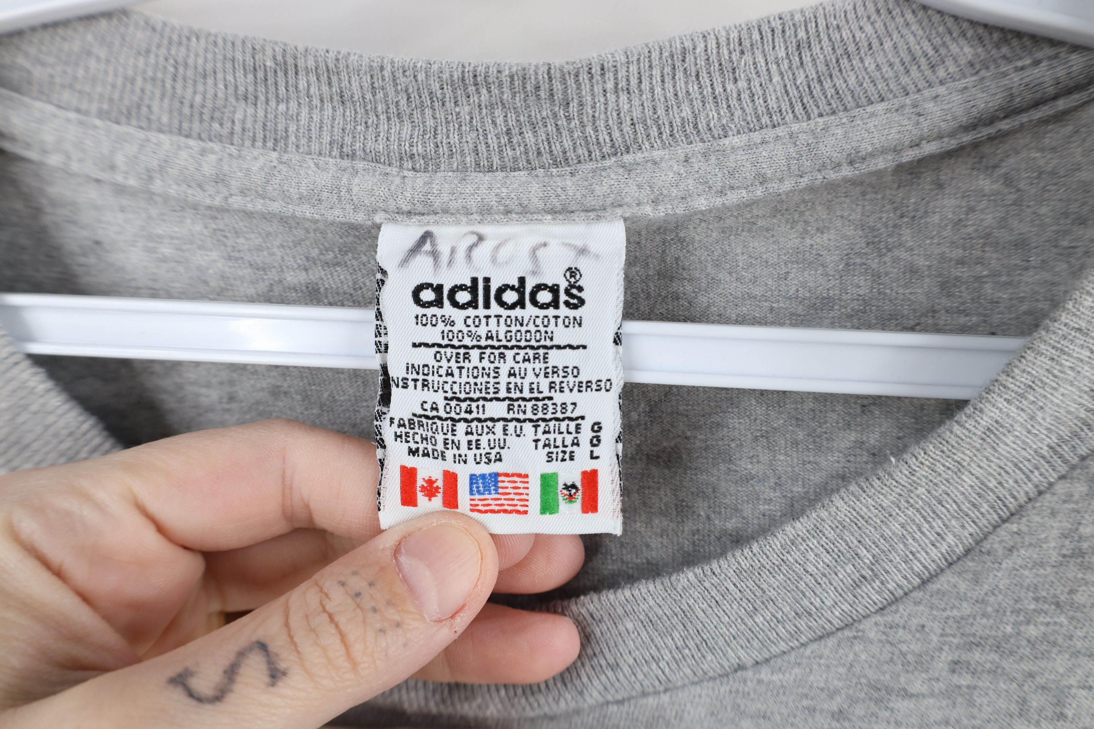 Adidas × Vintage Vintage 90s Adidas Spell Trefoil Striped T-Shirt Gray USA Size US L / EU 52-54 / 3 - 6 Thumbnail