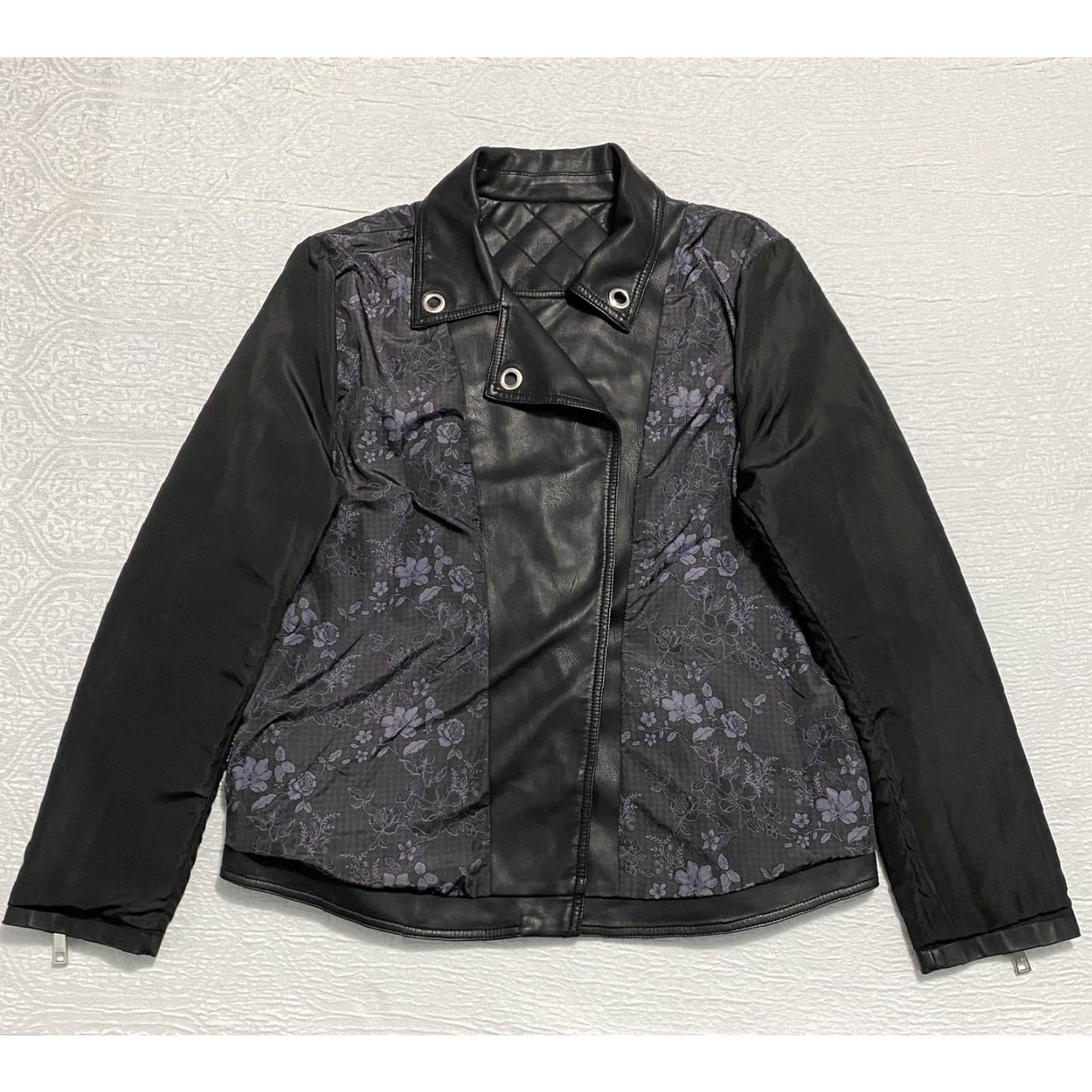 Guess Guess Jacket XL Womens Black Faux Leather Quilted Moto Biker Asymmetrical Zipper Size XL / US 12-14 / IT 48-50 - 4 Thumbnail