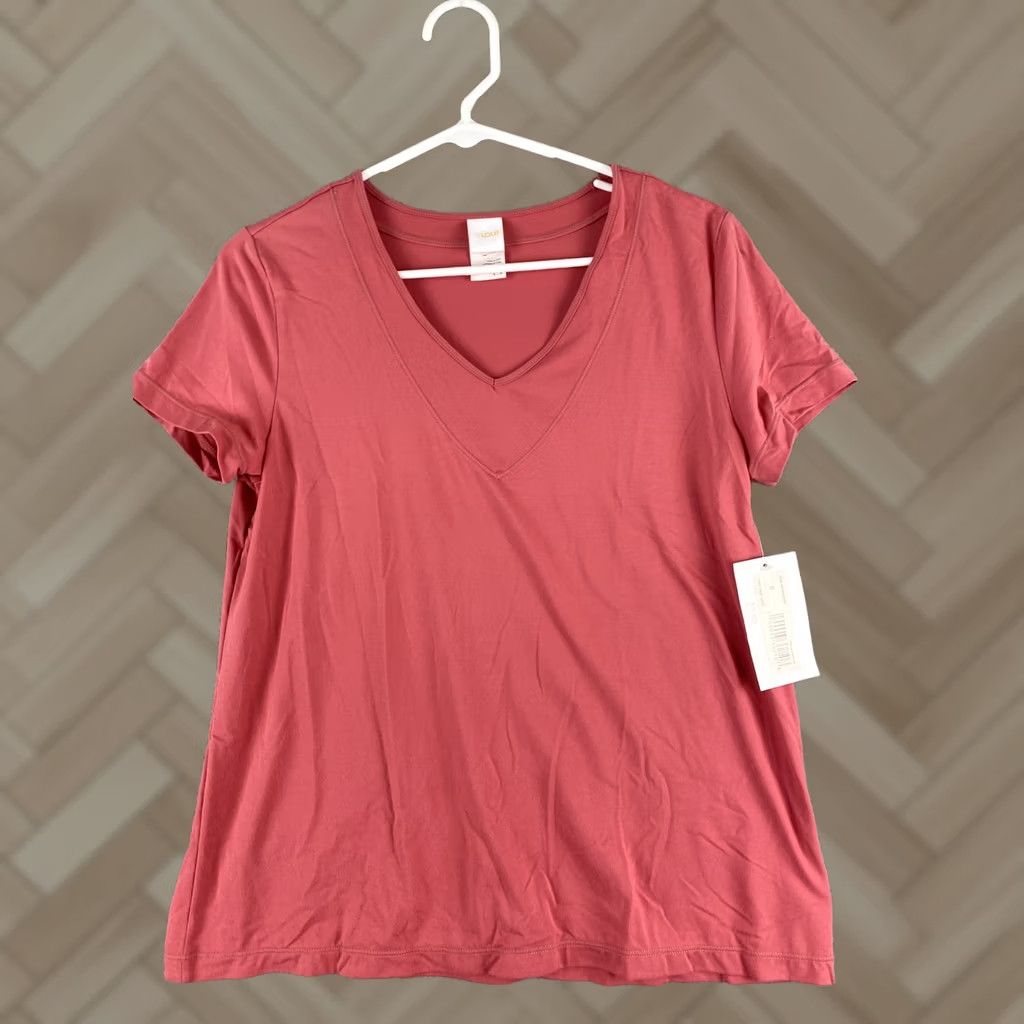 Vintage Lole T-Shirt Women’s S Coral Short Sleeve Activewear / 35-7 Size S / US 4 / IT 40 - 1 Thumbnail