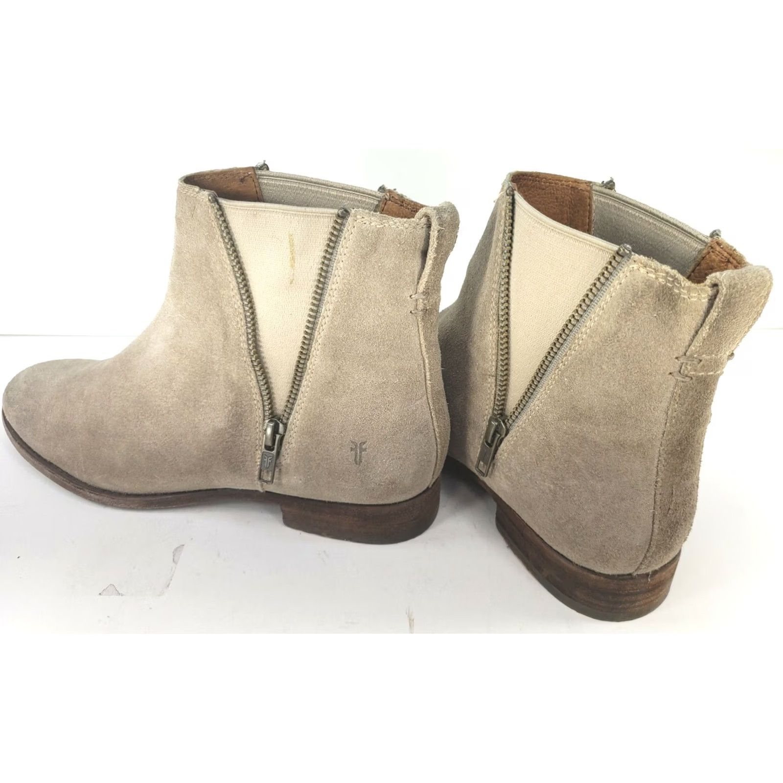 Frye Frye Carly Ankle Boots TAUPE GREY BEIGE Beige Leather 9.5M Zip Boots Womens Car Theme Low Heel/Booties Size US 10 / IT 40 - 5 Thumbnail